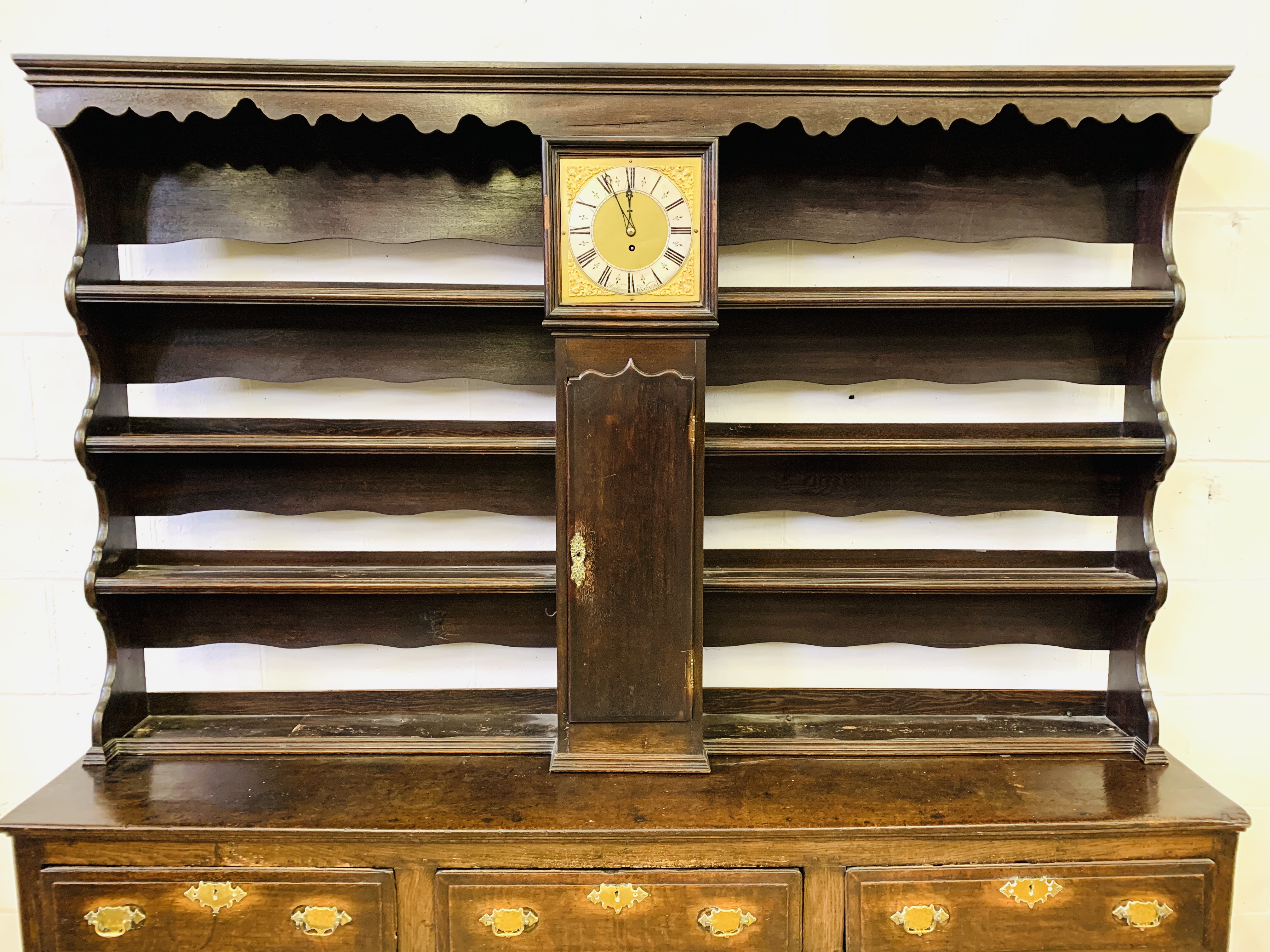 18th century mahogany dresser - Image 3 of 12