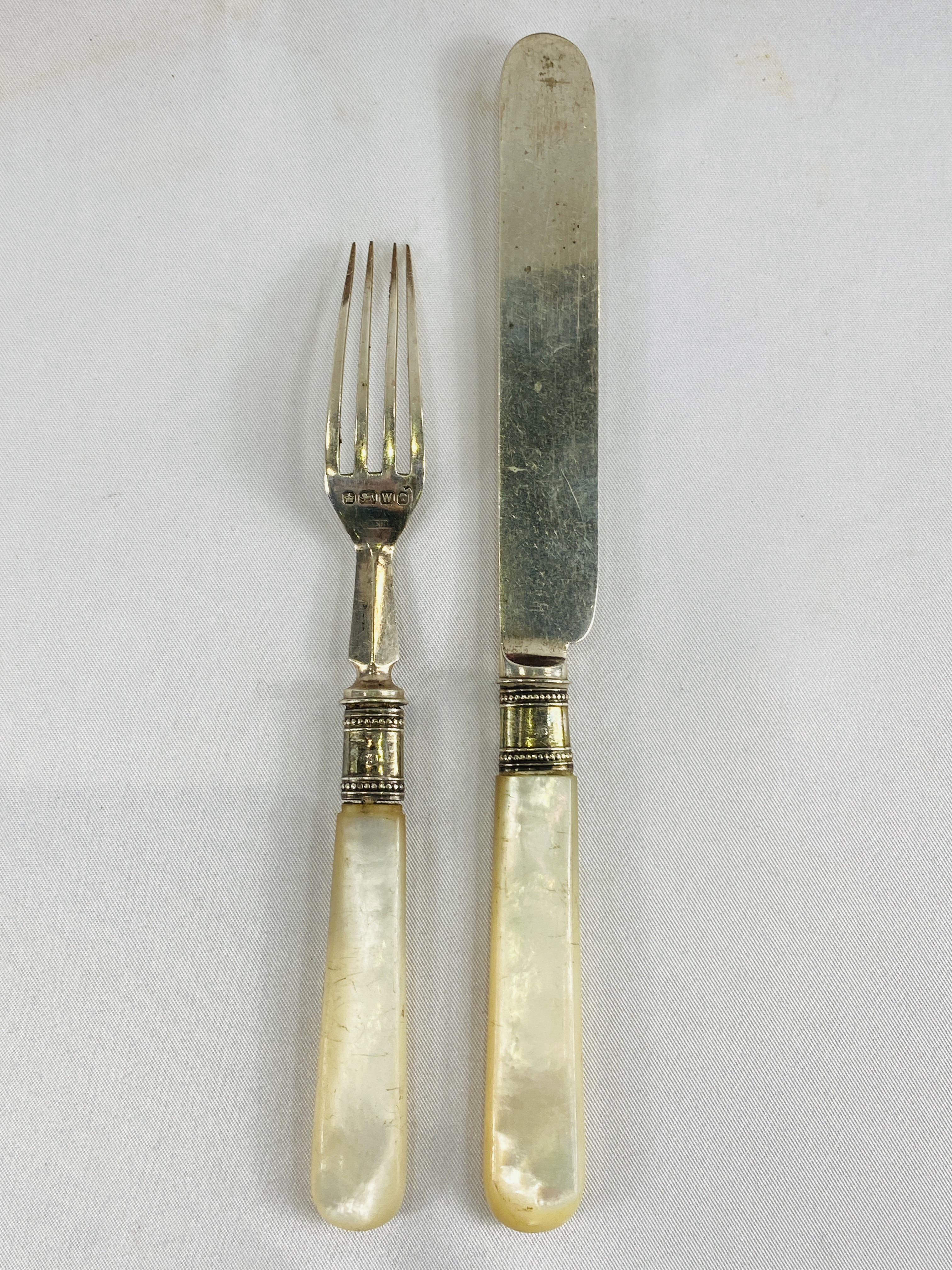 Mahogany canteen of cutlery with silver knife blades and fork tines - Image 6 of 6