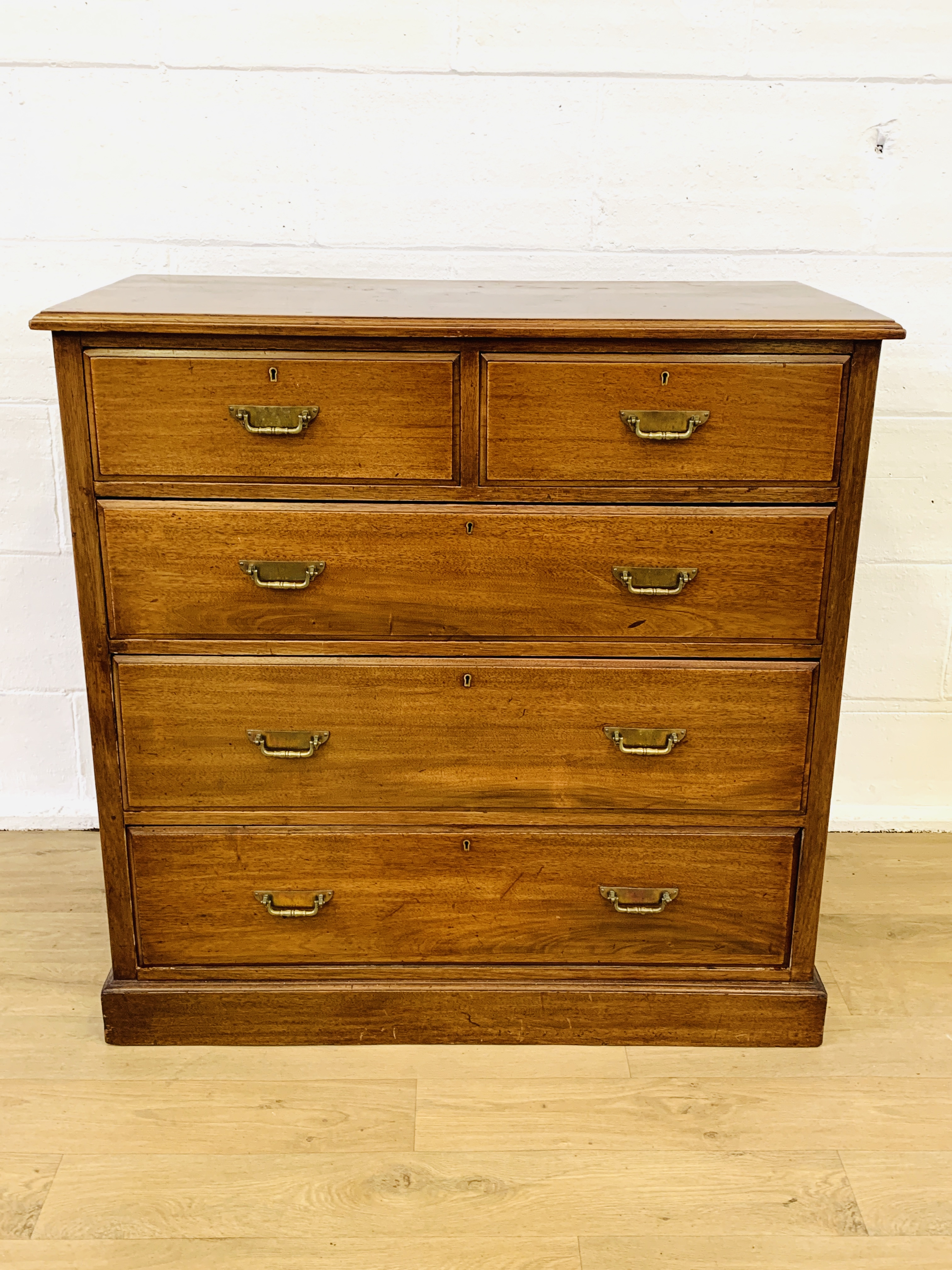 Mahogany chest of drawers - Image 6 of 8