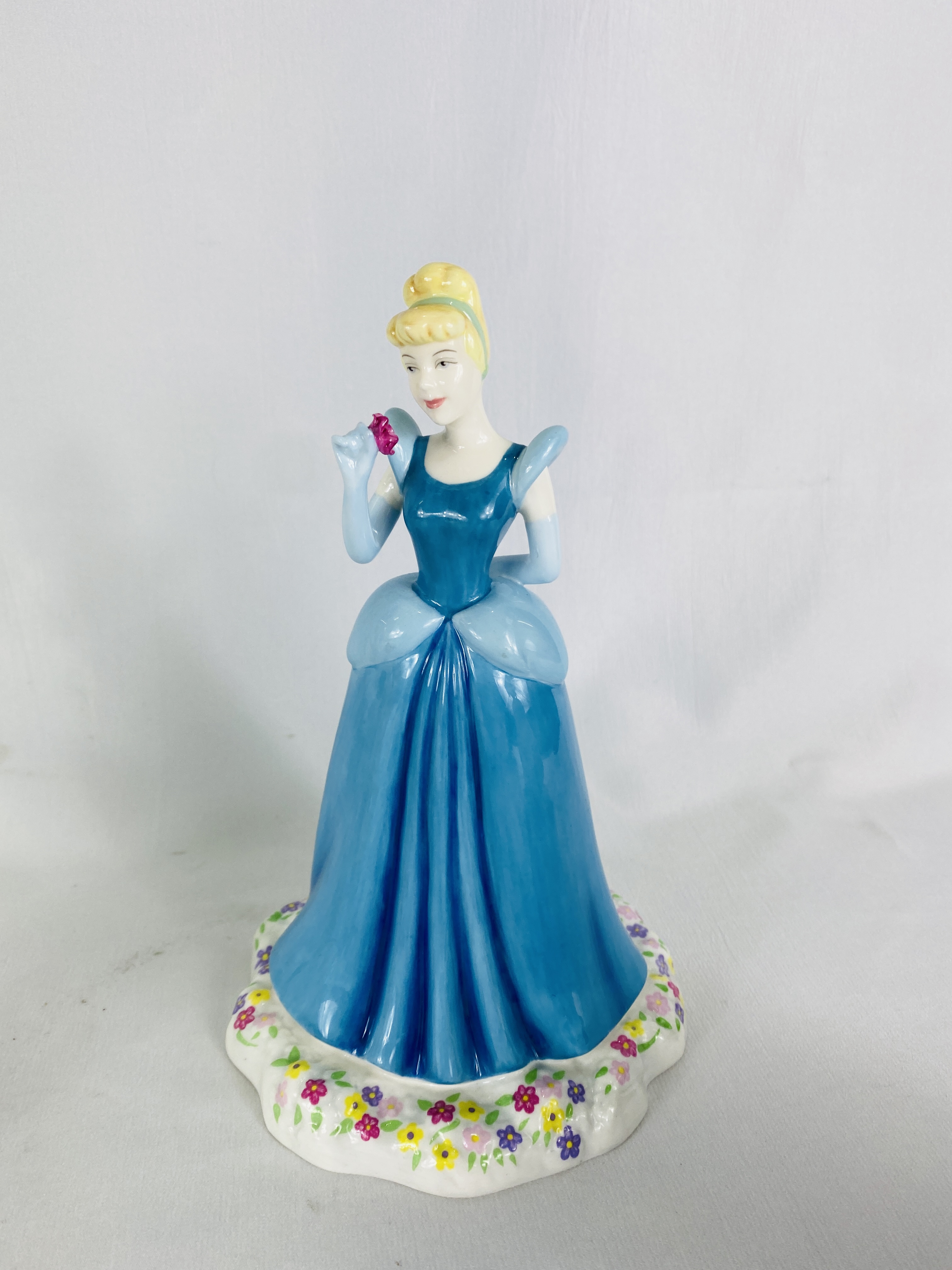 Six Royal Doulton figurines - Bild 6 aus 7