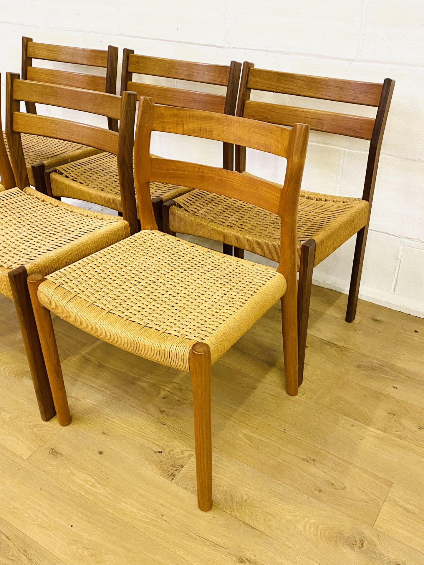 Set of four teak dining chairs together with two similar chairs - Image 2 of 7