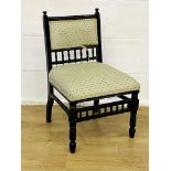 Show wood bedroom chair