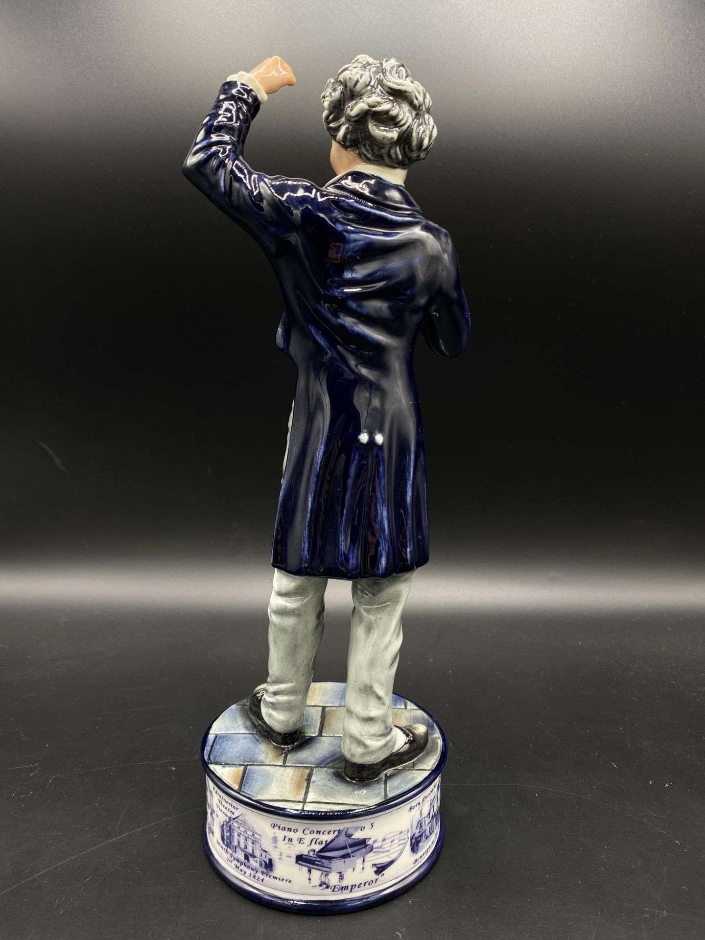 Royal Doulton Prestige figurine Ludwig Beethoven - Image 3 of 4