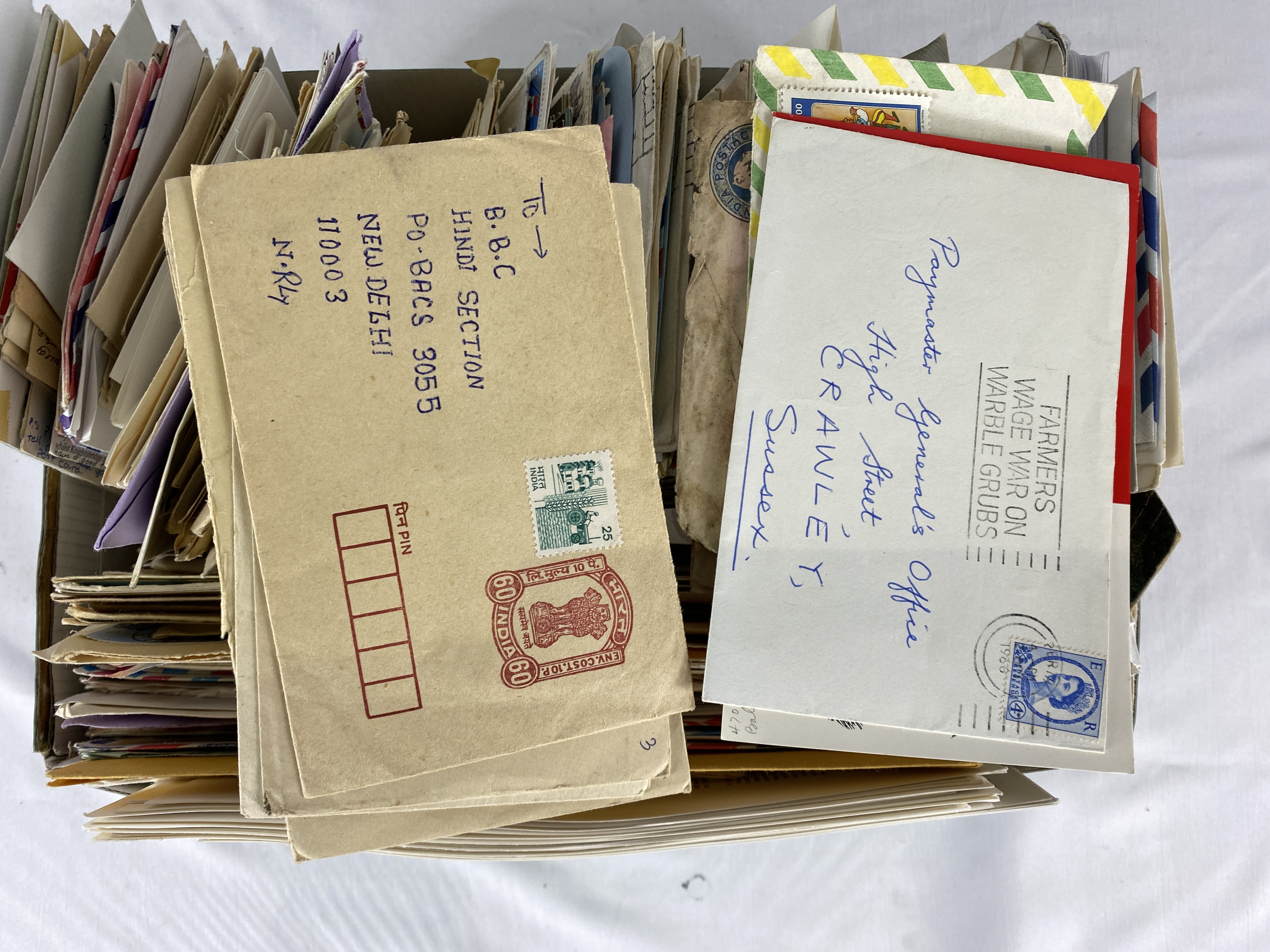 Box of approximately 1000 covers/cards mostly stamped for commercial mail. - Image 2 of 4