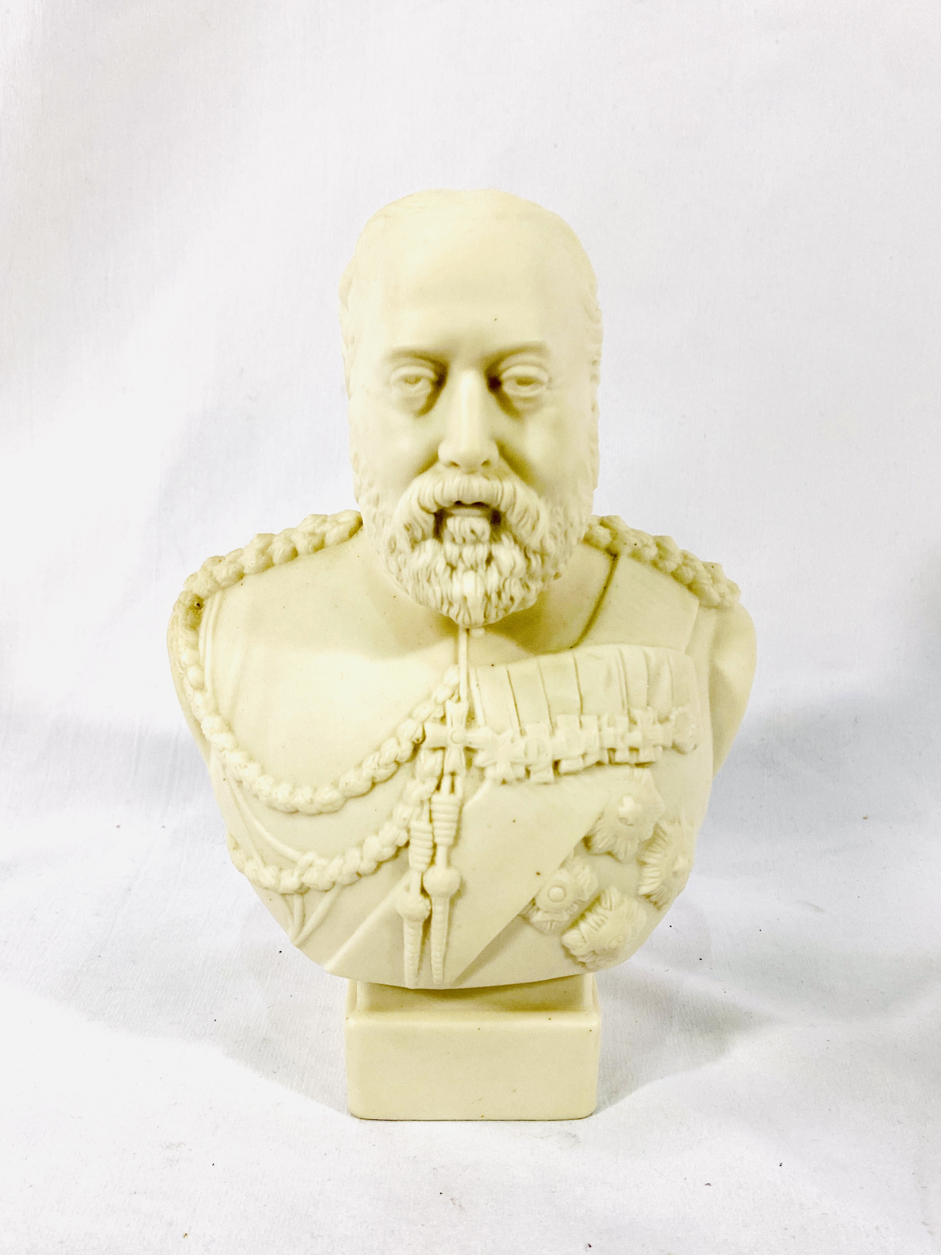 Two parian busts modelled by W.C. Lawton - Image 7 of 7