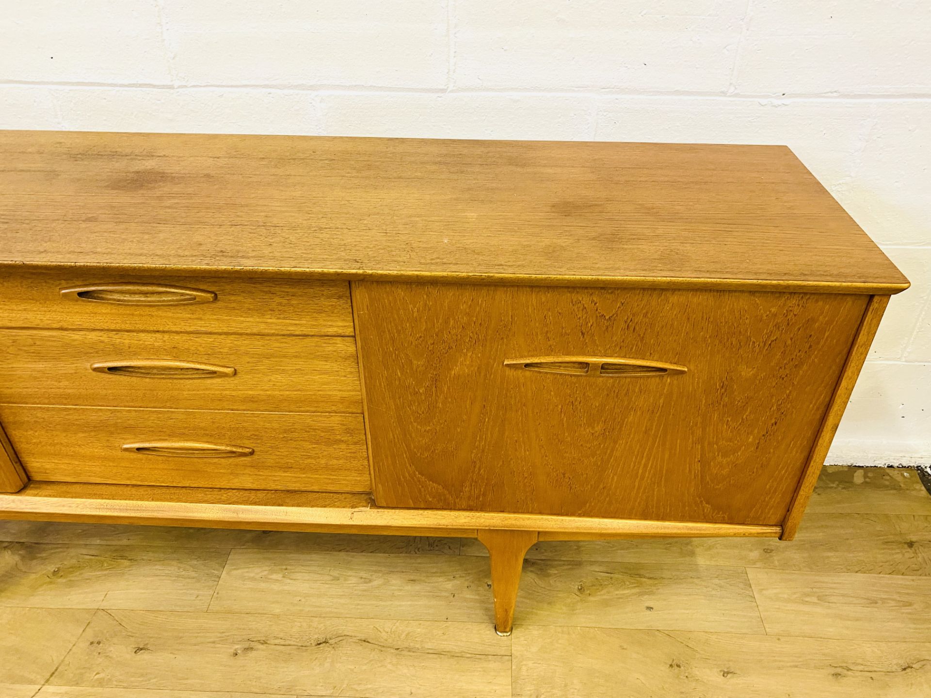 Jentique teak sideboard - Image 7 of 8