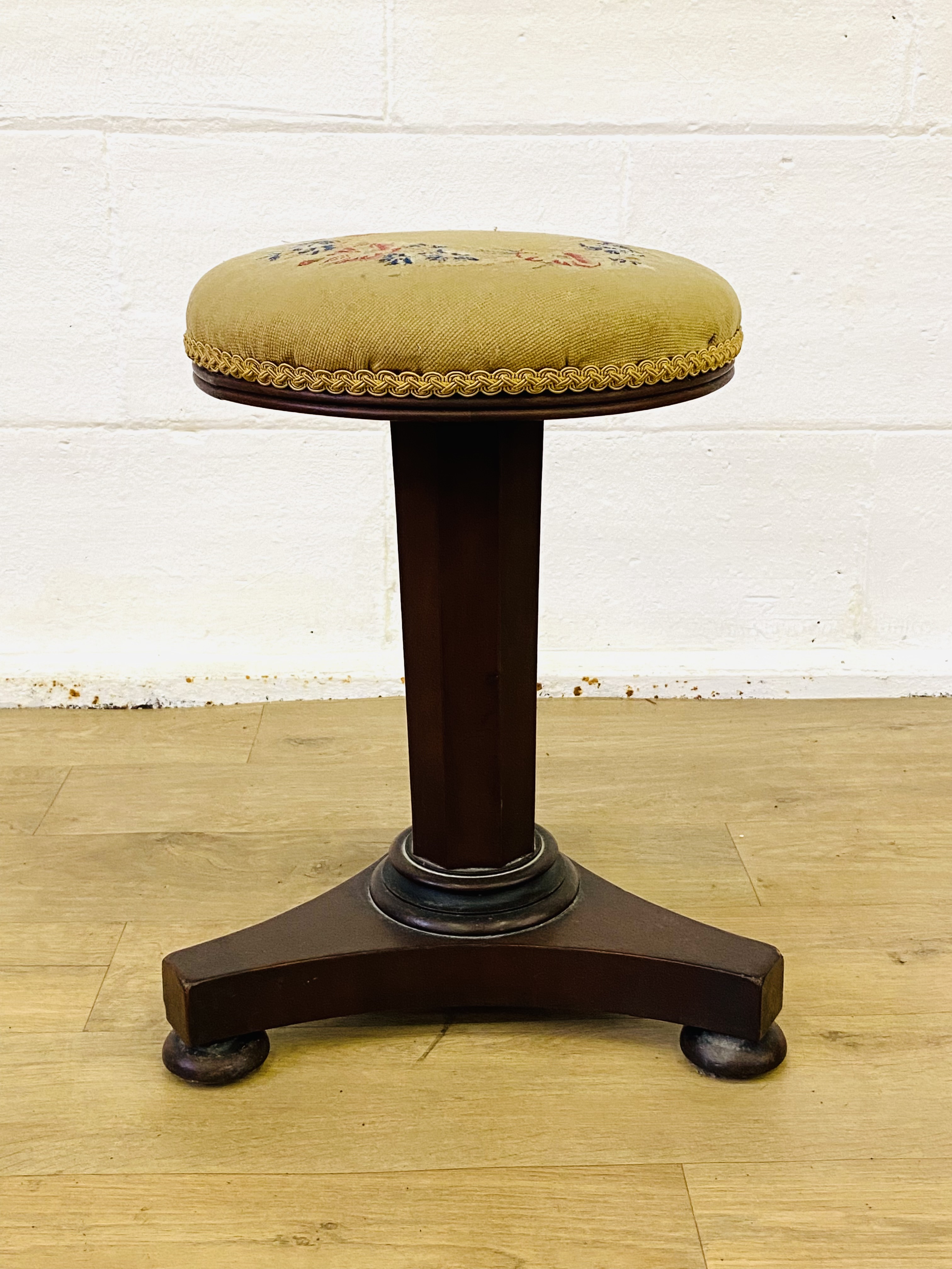 Victorian mahogany stool - Image 5 of 5