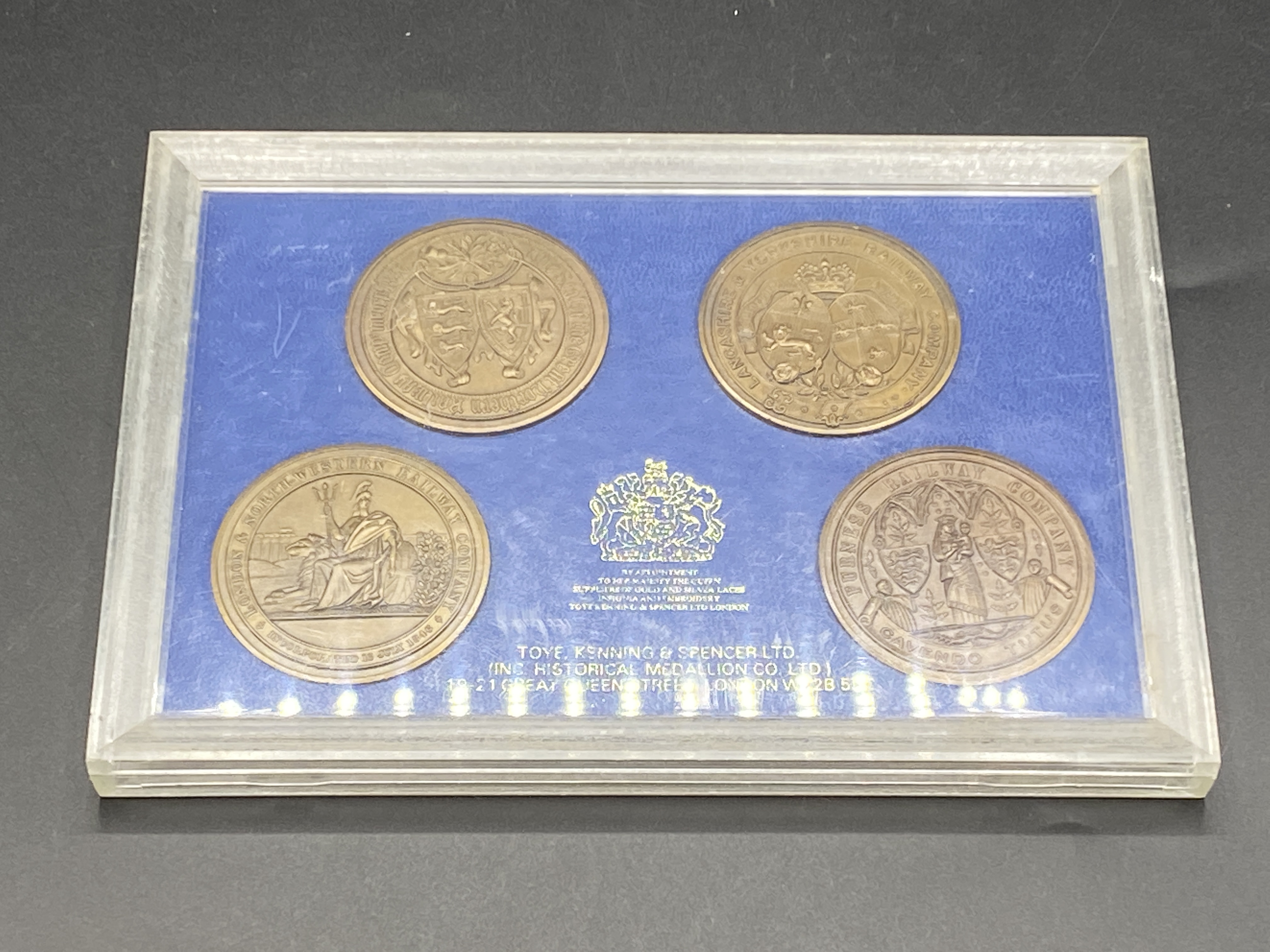 A collection of commemorative medals - Image 3 of 10