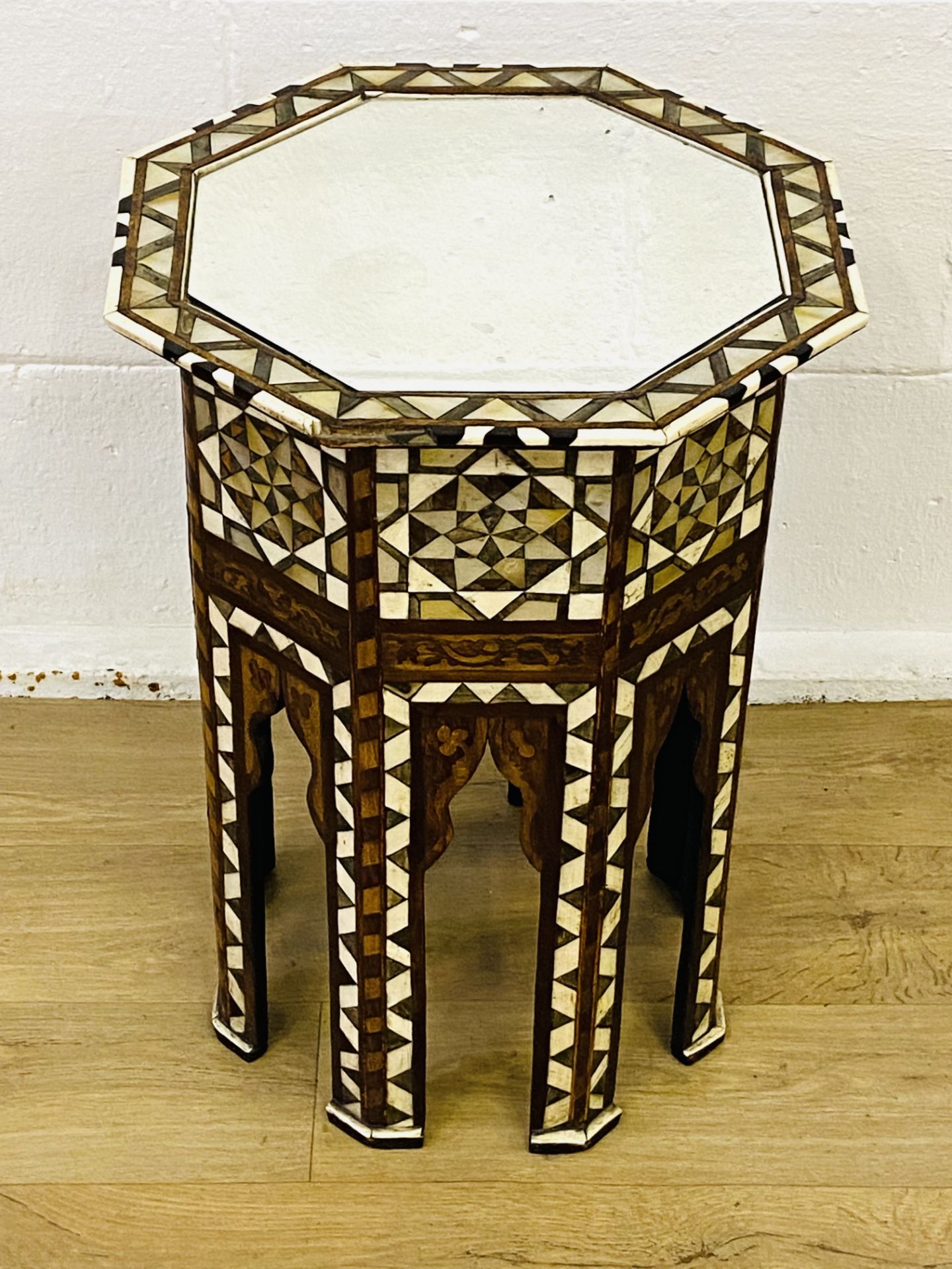 Middle Eastern occasional table - Image 4 of 5