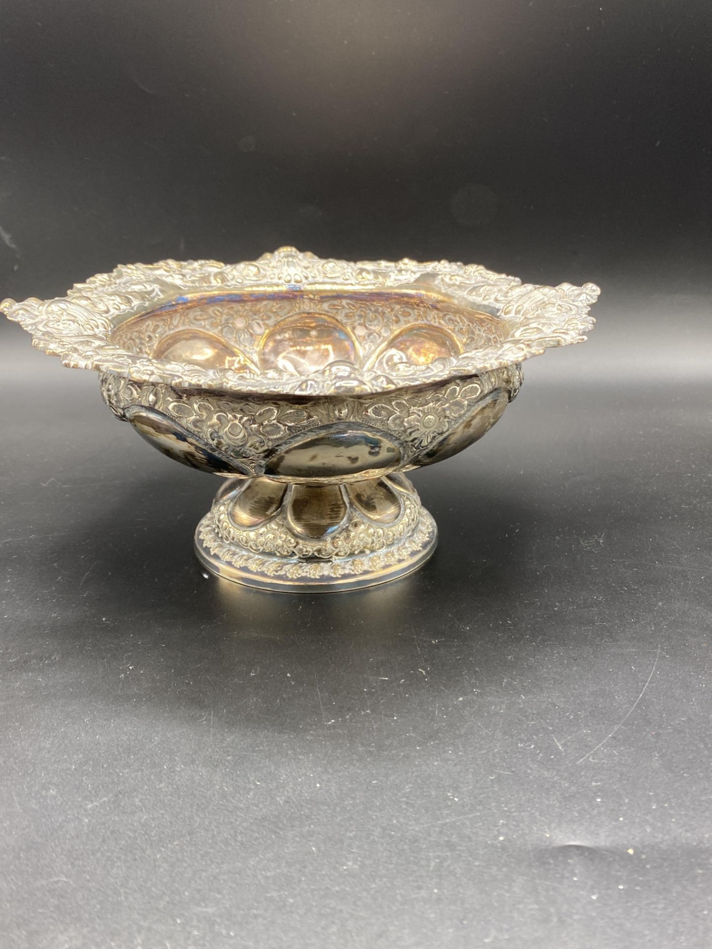 Edwardian silver pedestal bowls - Bild 6 aus 9