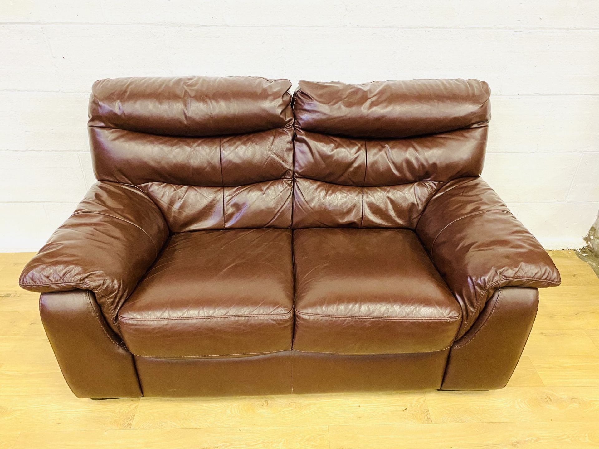 Leather style two seat sofa - Image 2 of 5