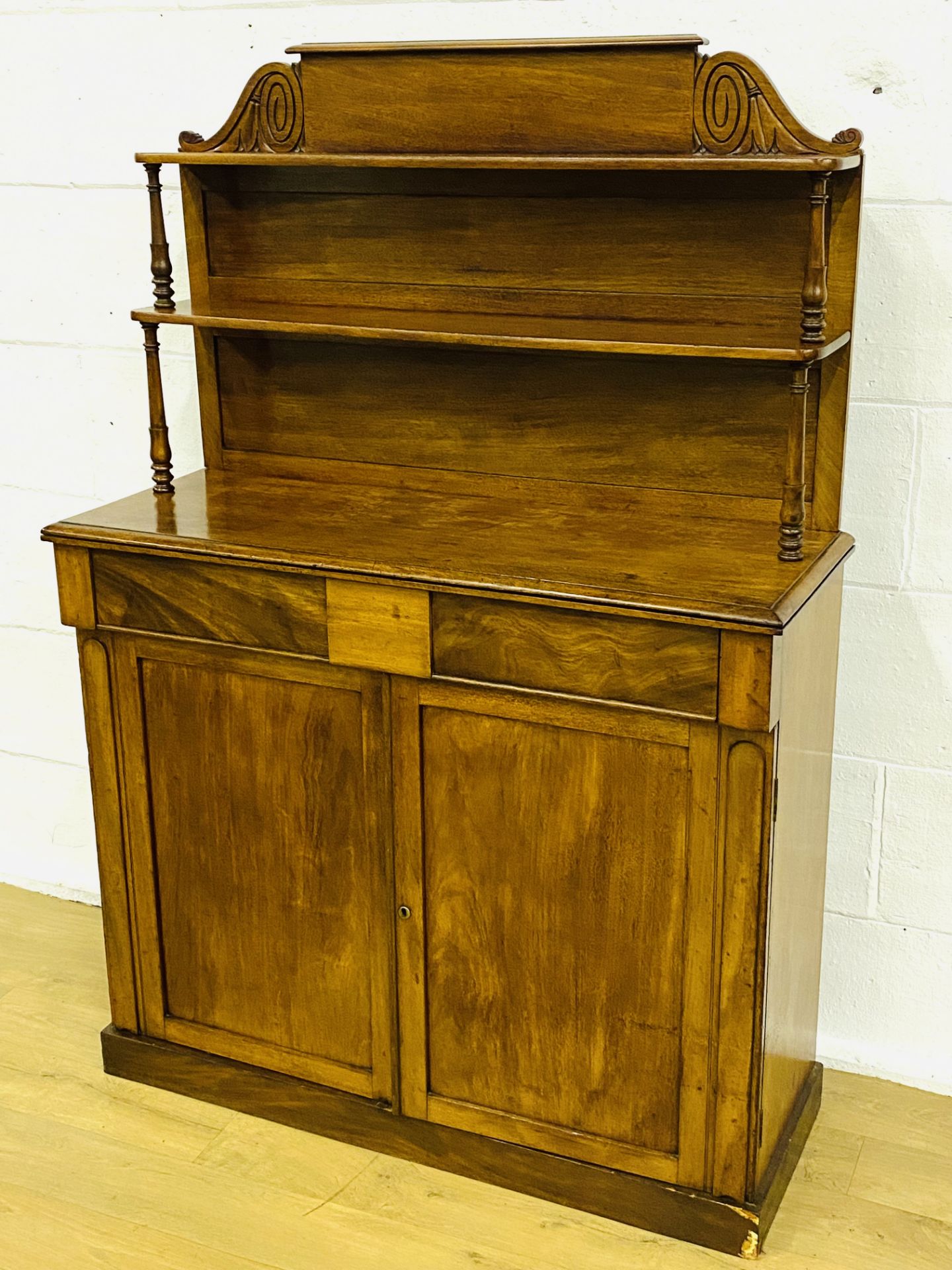 Mahogany sideboard - Image 3 of 5