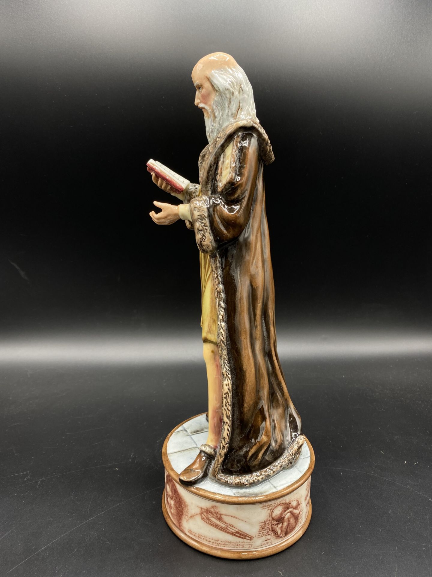 Royal Doulton Prestige figurine Leonardo De Vinci - Image 4 of 4