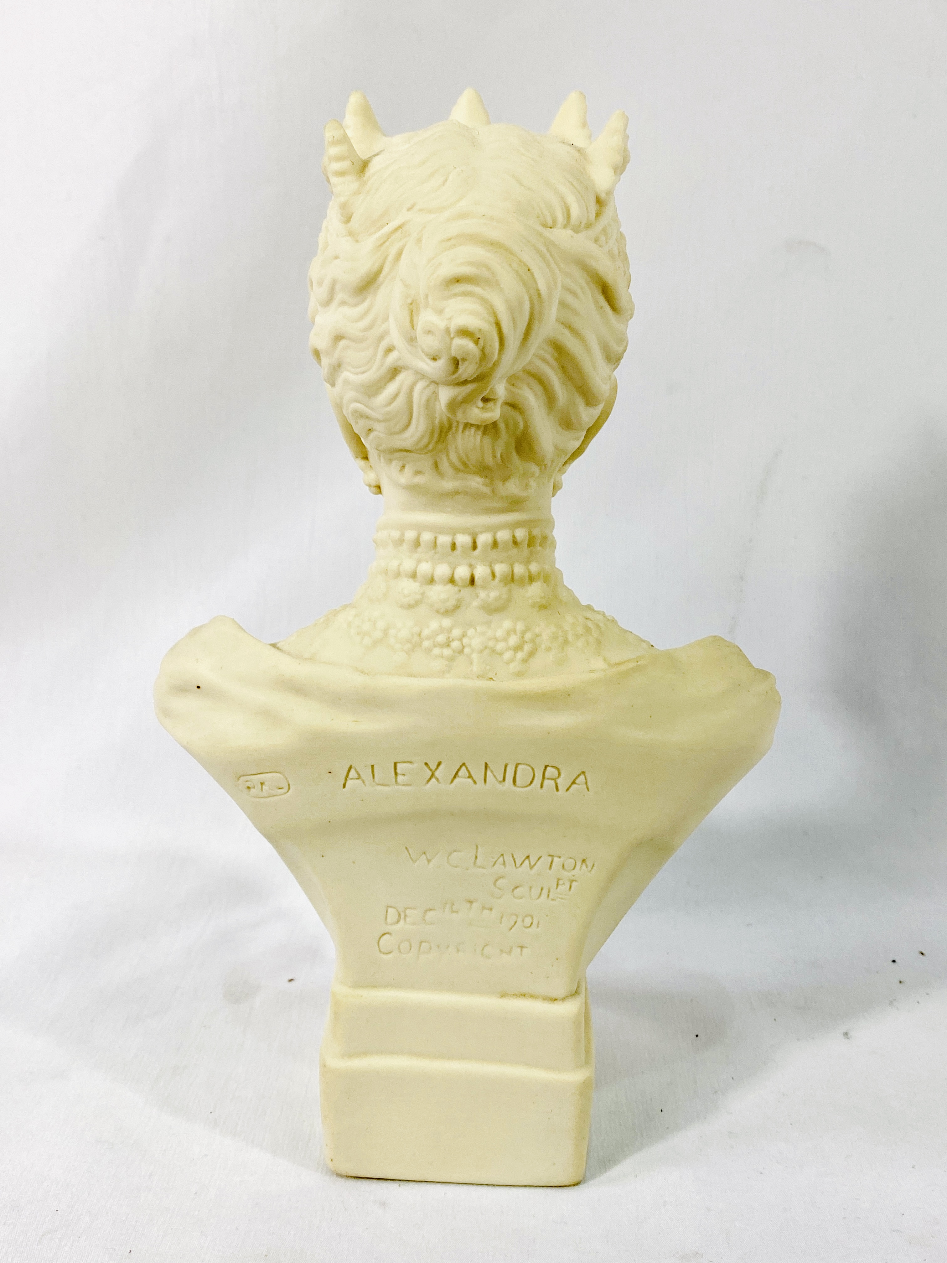 Two parian busts modelled by W.C. Lawton - Image 2 of 7