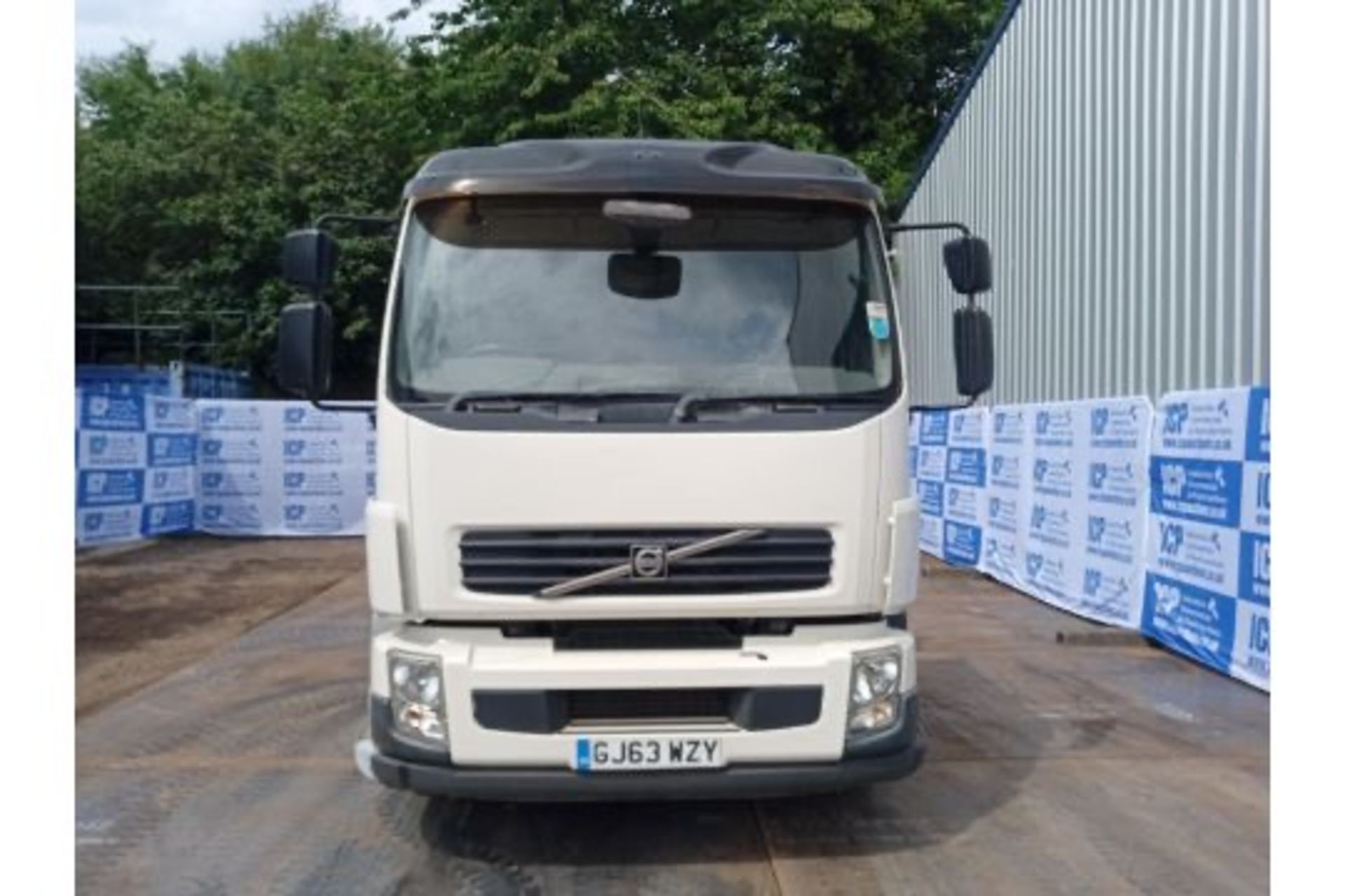 Volvo FL240 Auto, 2013 reg, Dropside Flat with a 2017 PM 6022 Crane mounted - Image 7 of 23