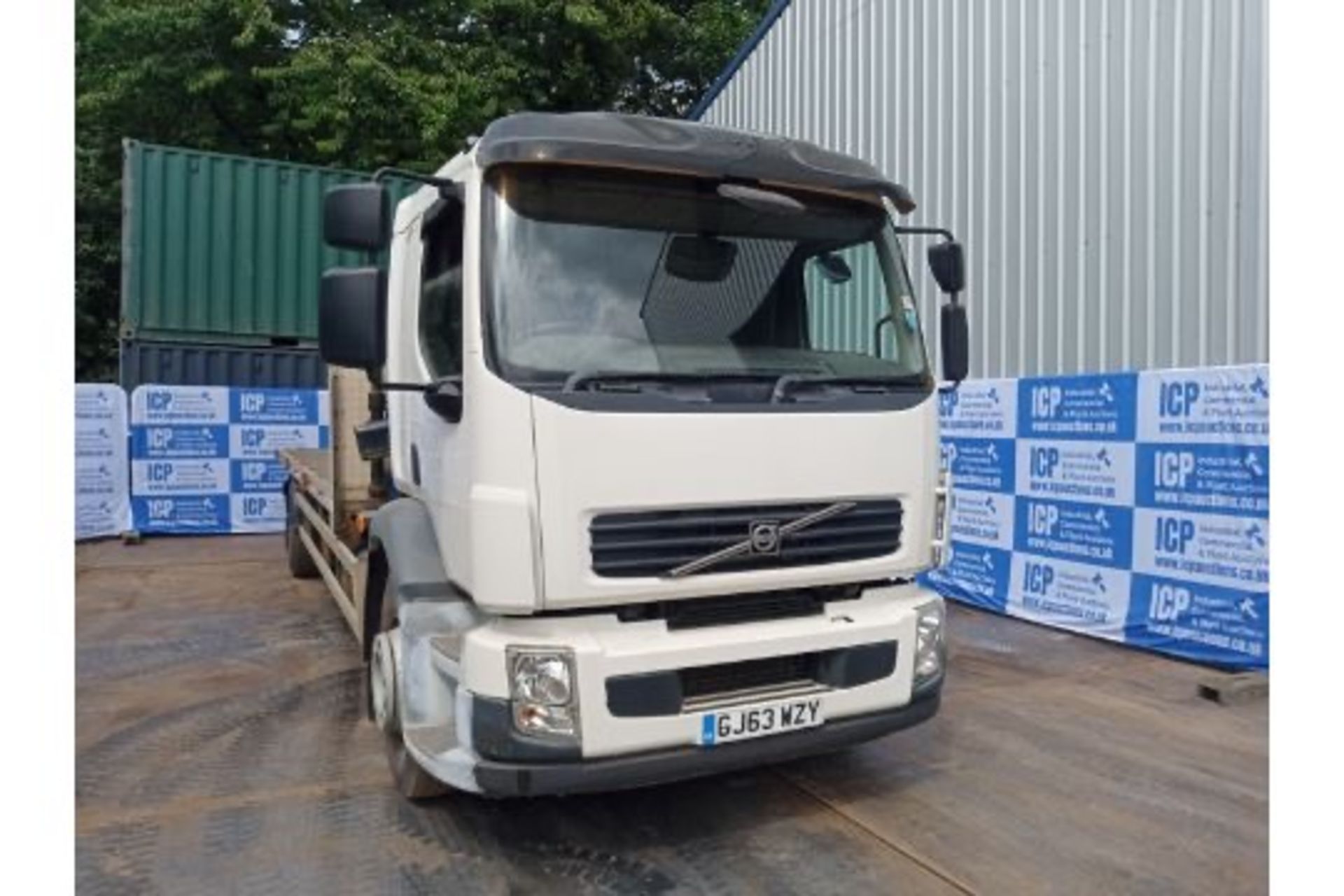 Volvo FL240 Auto, 2013 reg, Dropside Flat with a 2017 PM 6022 Crane mounted - Image 2 of 23