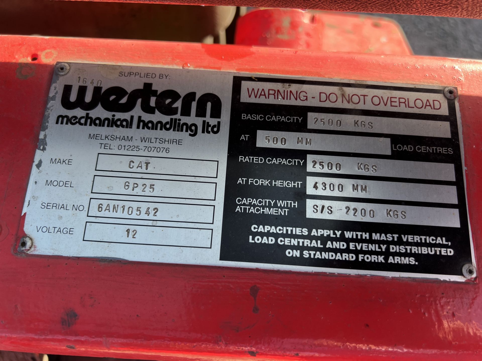 Caterpillar GP25 Gas Counter Balance FLT - with loller to 08/04/2023 - Image 8 of 15