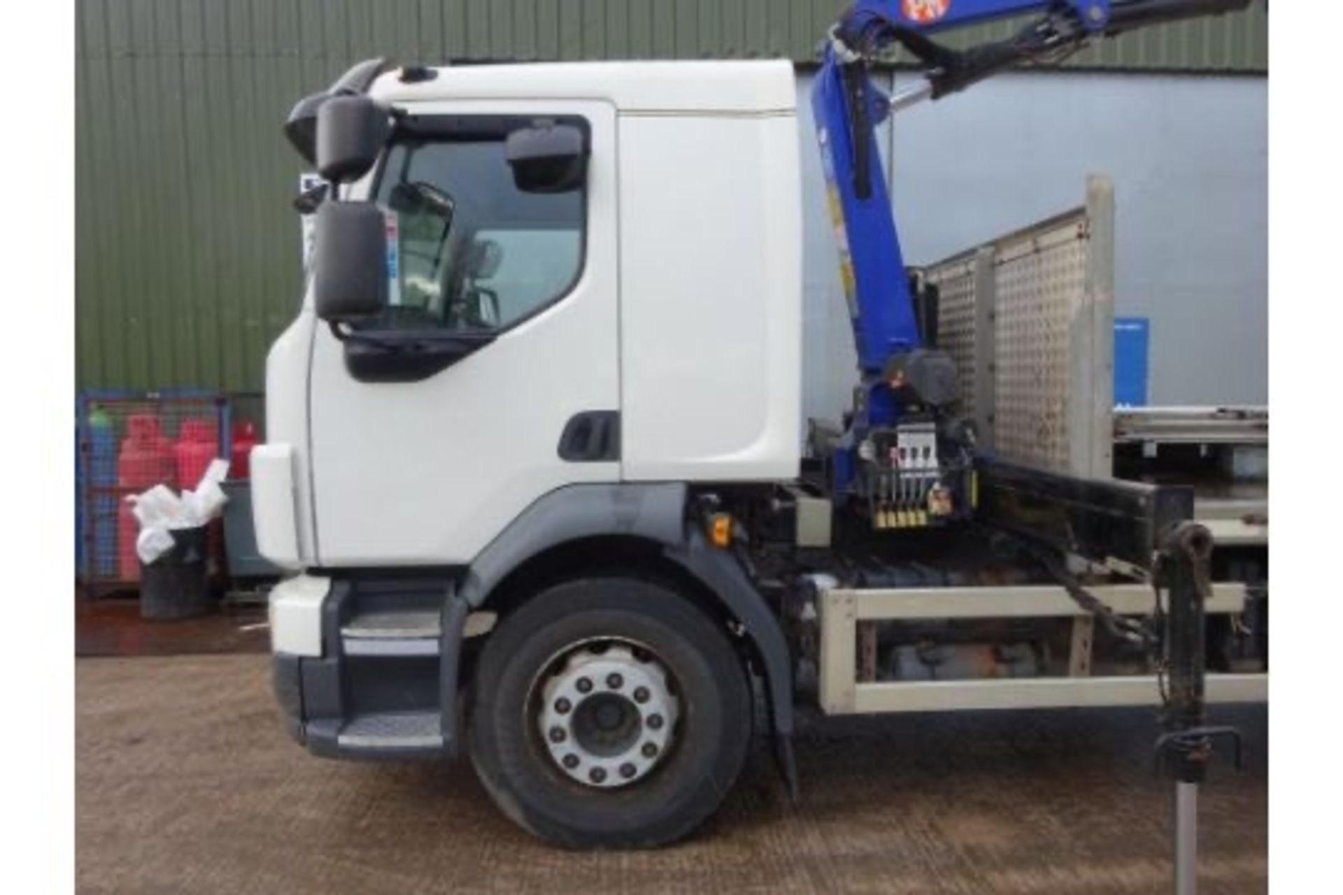 Volvo FL240 Auto, 2013 reg, Dropside Flat with a 2017 PM 6022 Crane mounted - Image 12 of 23