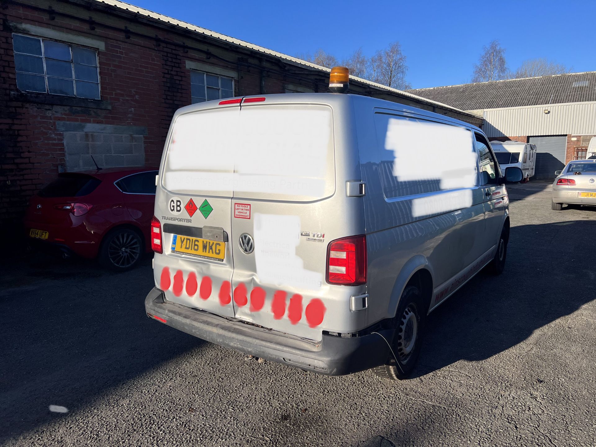 VW Transporter T32 140, 6 Speed man Panel Van - Image 9 of 18