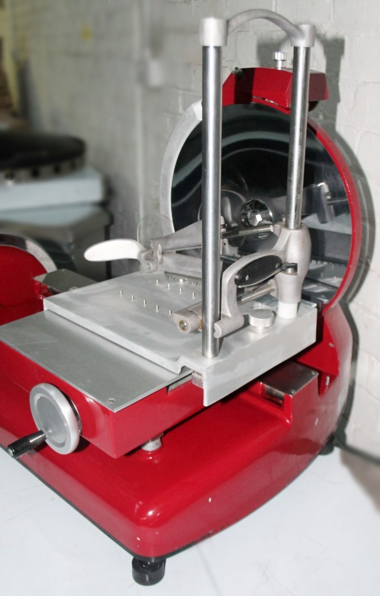 1 x SURE SLICE Commercial Traditonal Flywheel (Volano) Manual Slicer - Heavy Duty Model: - Image 3 of 20