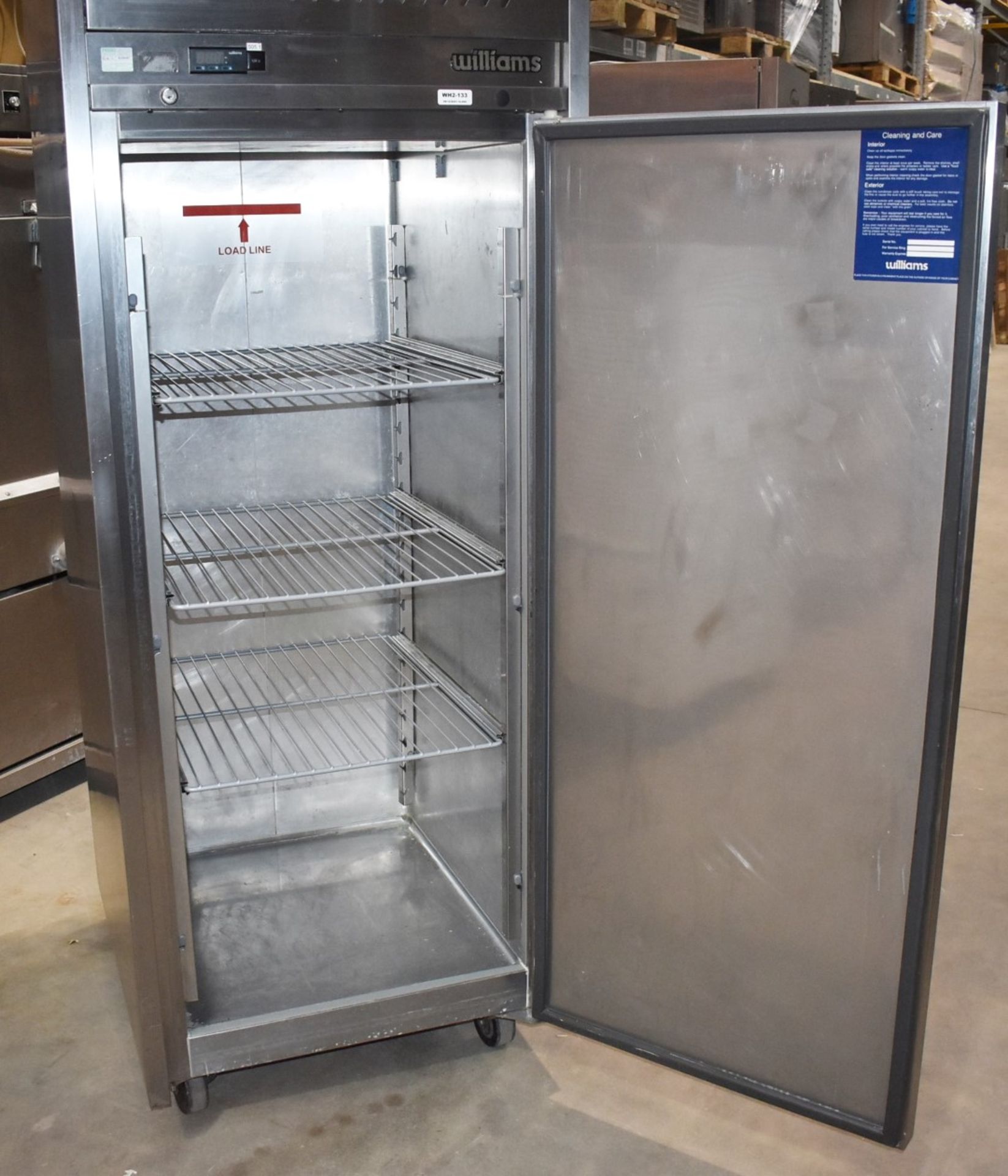 1 x Williams Upright Single Door Refrigerator With Stainless Steel Exterior - Model HJ1SA - Recently - Image 6 of 11