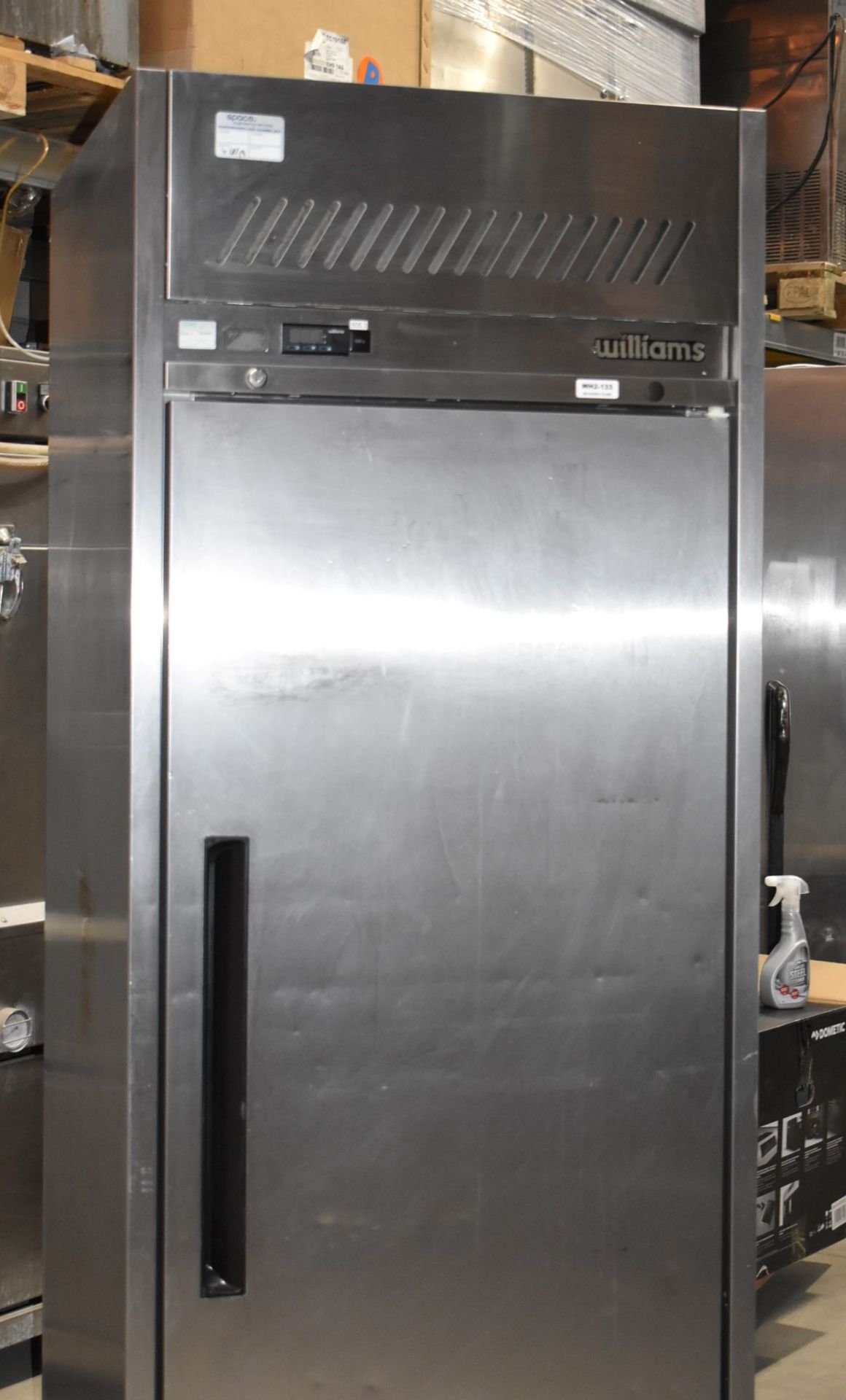 1 x Williams Upright Single Door Refrigerator With Stainless Steel Exterior - Model HJ1SA - Recently - Image 3 of 11