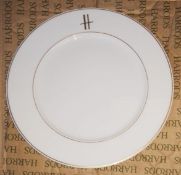 36 x PILLIVUYT Dinner Plates In White Featuring 'Famous Branding' In Gold - Dimensions: 27.4cm