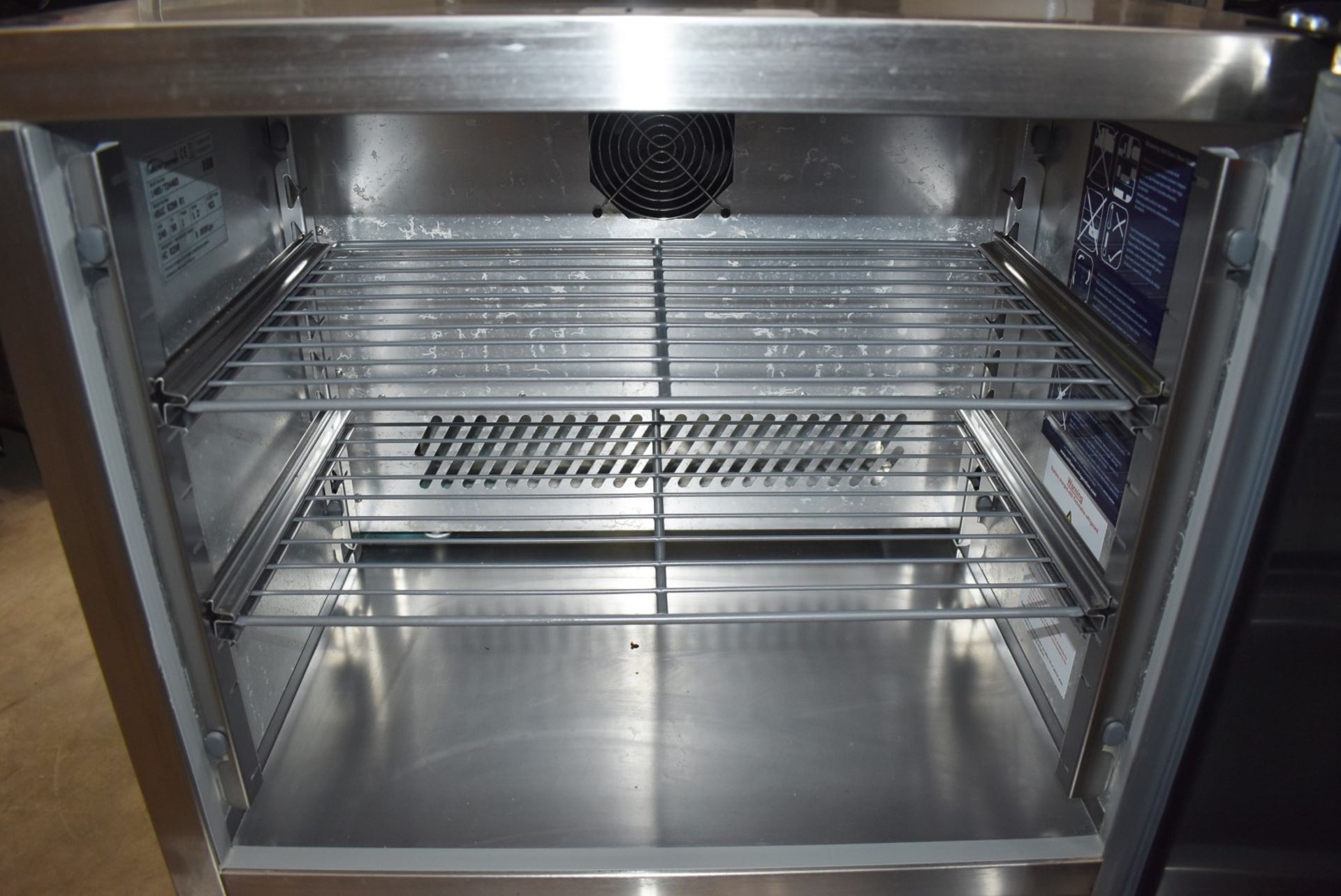 1 x Williams H5UC R290 R1 Single Door Stainless Steel Undercounter Fridge With Easy Grab Handle - Image 3 of 4