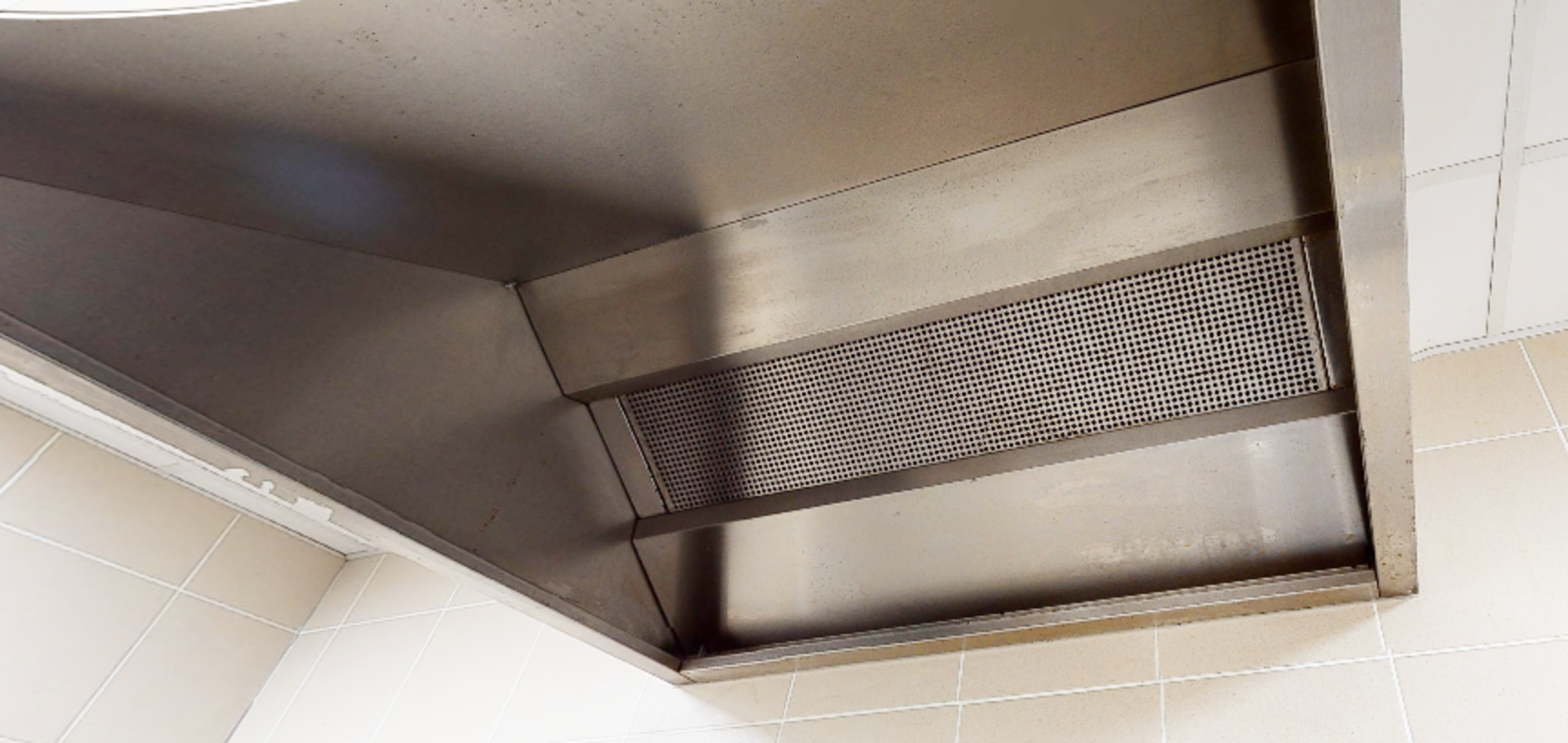 1 x Commercial Stainless Steel Extraction Canopy - CL701 - Location: Ashton Moss, Manchester, OL7 - Image 8 of 8