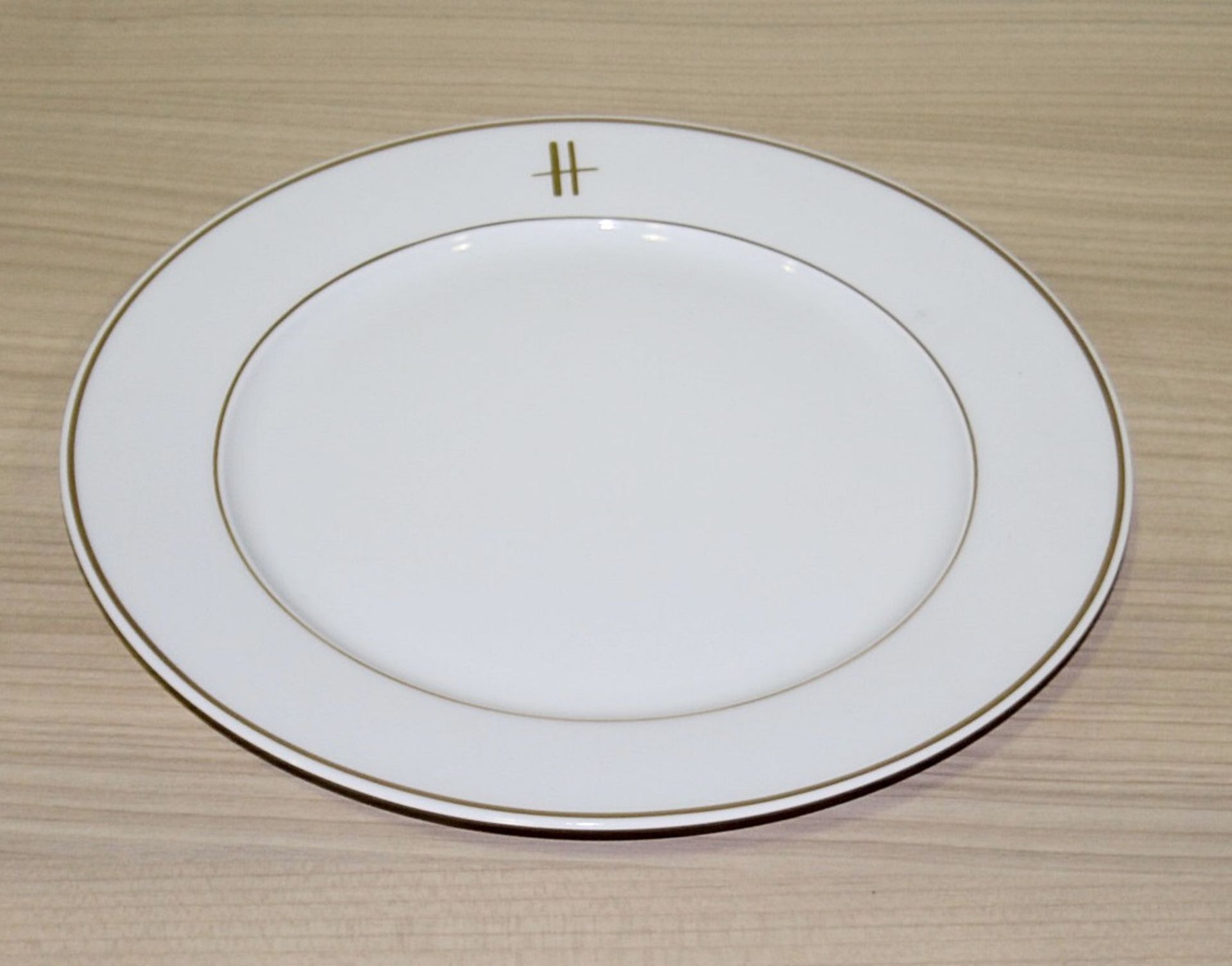 20 x PILLIVUYT Porcelain Small Dinner / Dessert Plates In White Featuring 'Famous Branding'