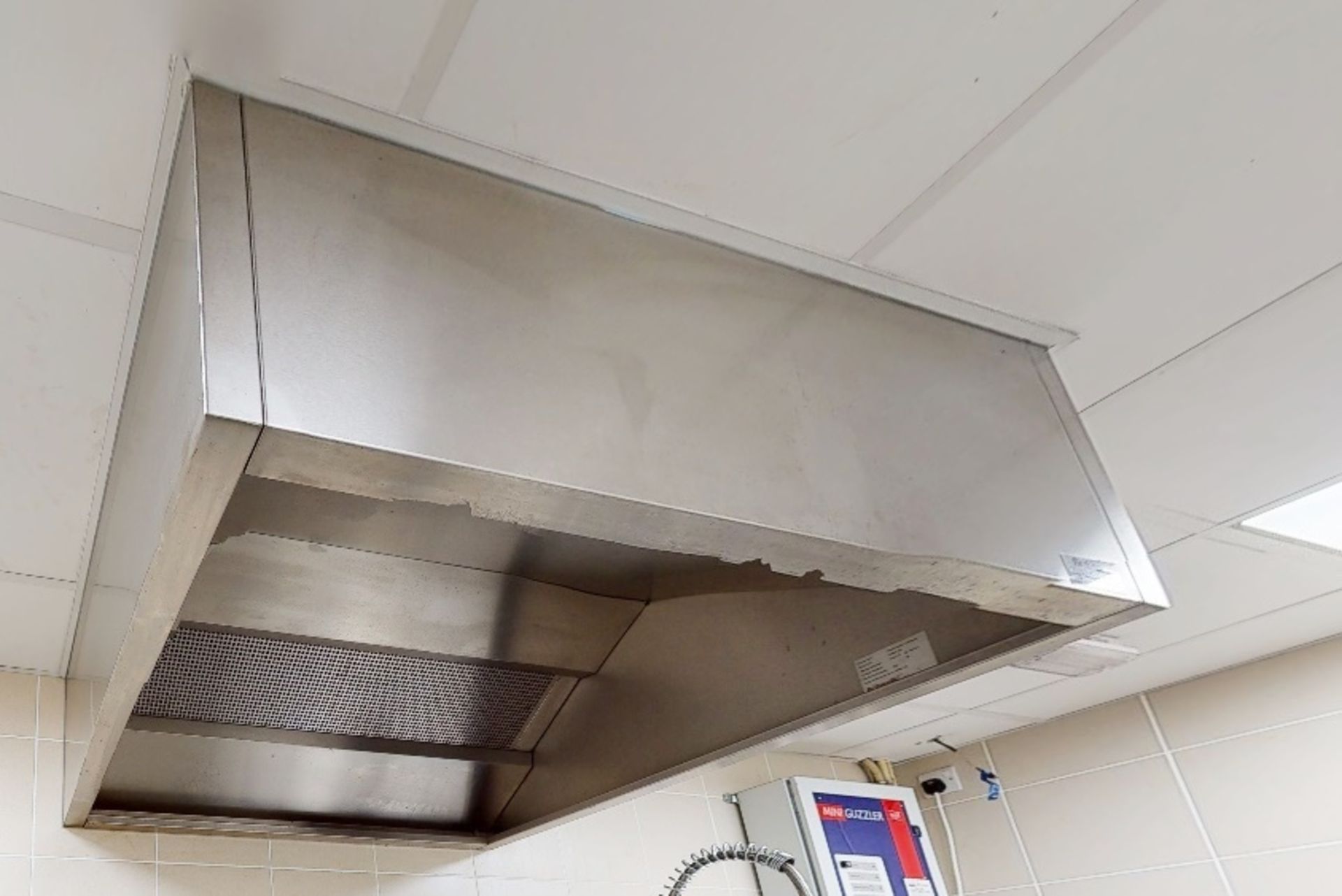 1 x Commercial Stainless Steel Extraction Canopy - CL701 - Location: Ashton Moss, Manchester, OL7 - Image 5 of 8
