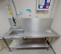 1 x Commercial Stainless Steel Wash Unit With Rinse Spray Hose, Splashback and Drainer - CL701 -
