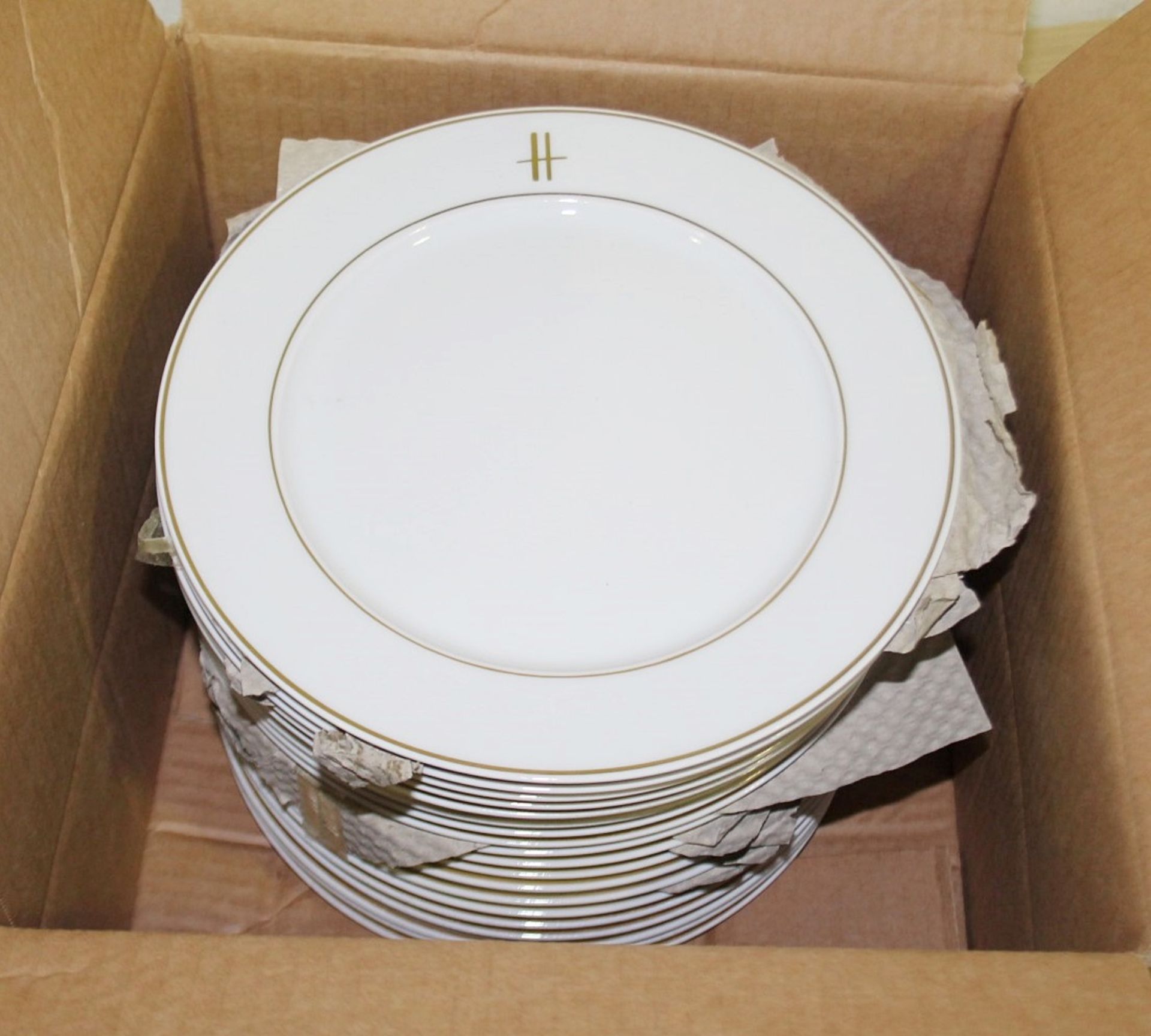 20 x PILLIVUYT Porcelain Small Dinner / Dessert Plates In White Featuring 'Famous Branding' - Image 2 of 4
