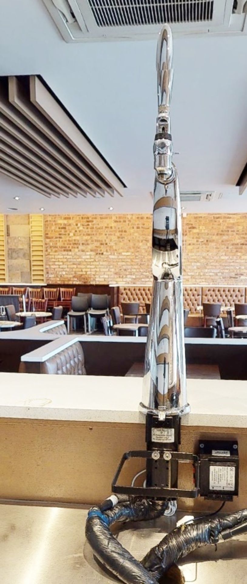 1 x Peroni Beer Pump Tap - Chrome Finish and Illuminated - Ideal For Home Bars - CL701 - Location: - Image 3 of 5