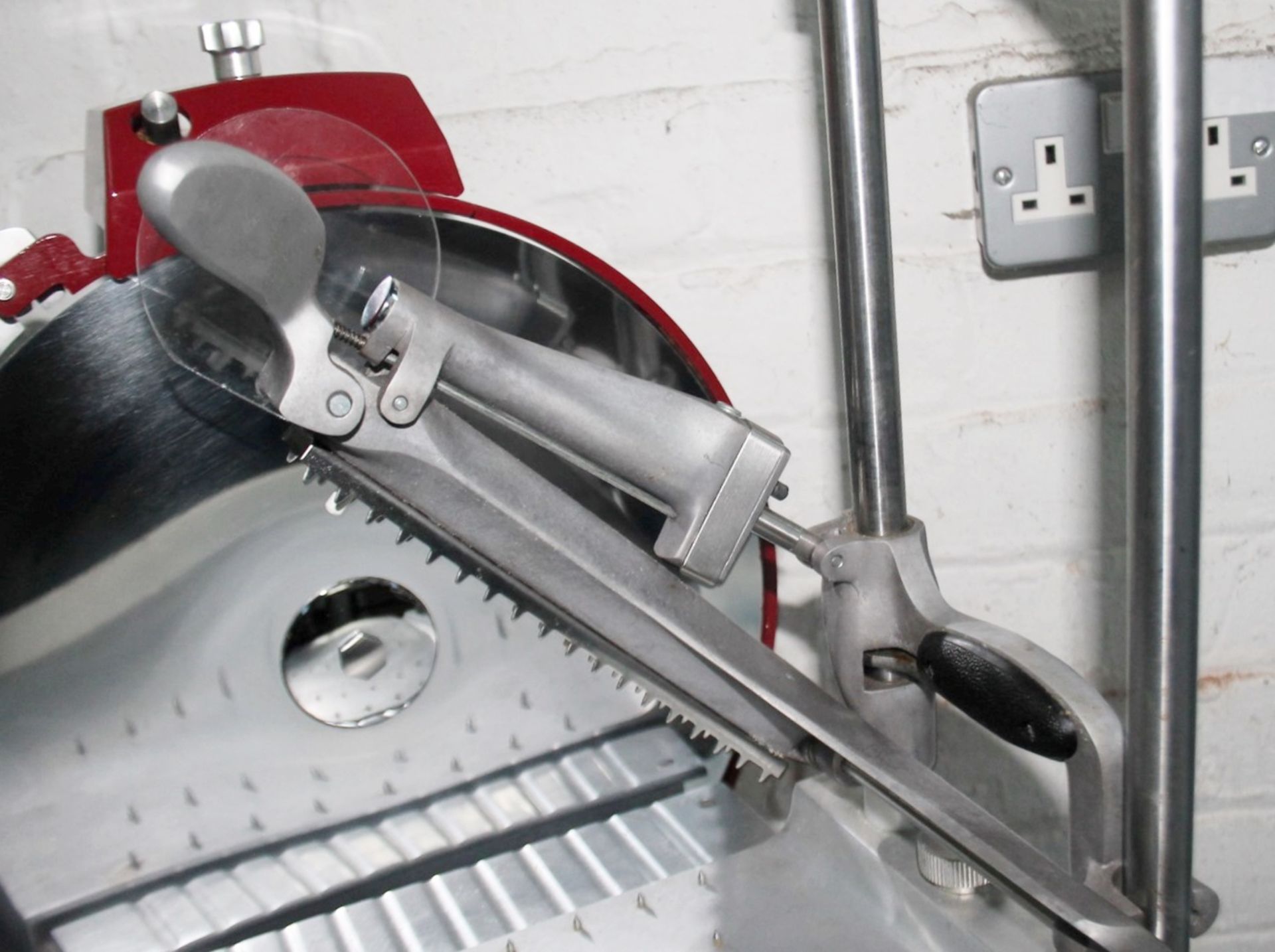 1 x SURE SLICE Commercial Traditonal Flywheel (Volano) Manual Slicer - Heavy Duty Model: - Image 17 of 20