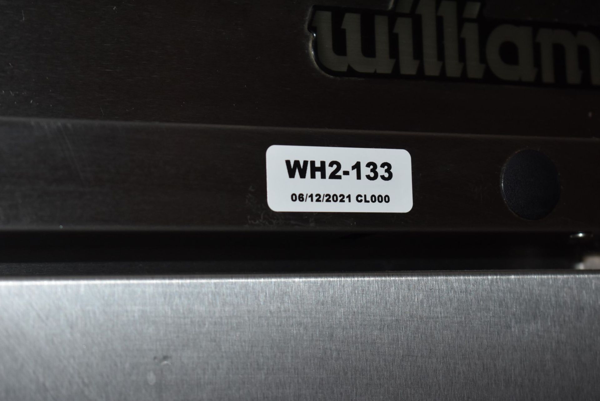1 x Williams Upright Single Door Refrigerator With Stainless Steel Exterior - Model HJ1SA - Recently - Image 11 of 11