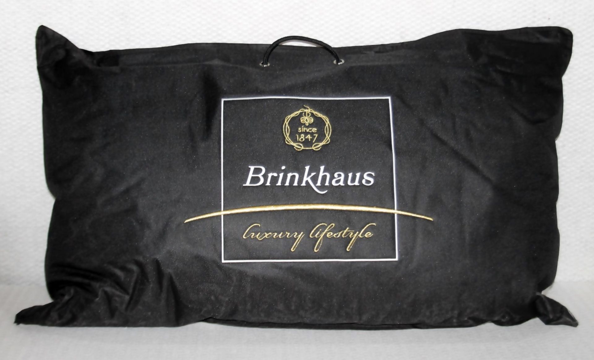 1 x BRINKHAUS 'Climasoft Outlast' Luxury Pillow (Firm) - Dimensions: 50cm x 90cm - Original Price £ - Image 3 of 8