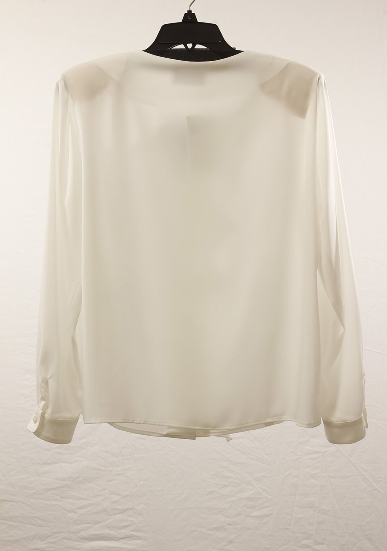 1 x Anne Belin White Shirt - Size: 18 - Material: 100% Polyester - From a High End Clothing Boutique - Image 3 of 9