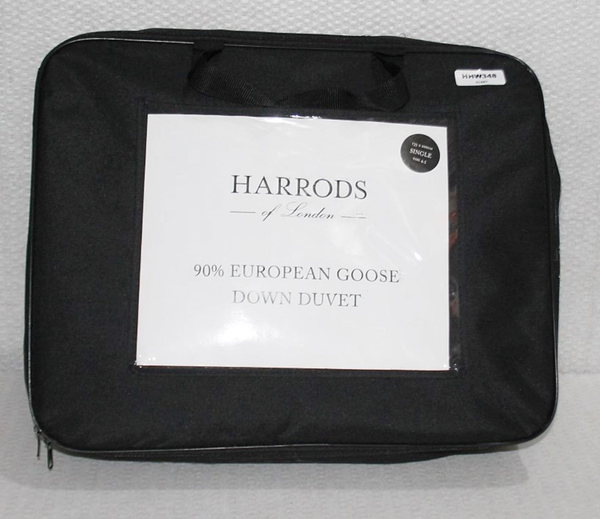 1 x HARRODS OF LONDON Single 90% European Goose Down Duvet (4.5 Tog) - Dimensions: 135 x 200cm -