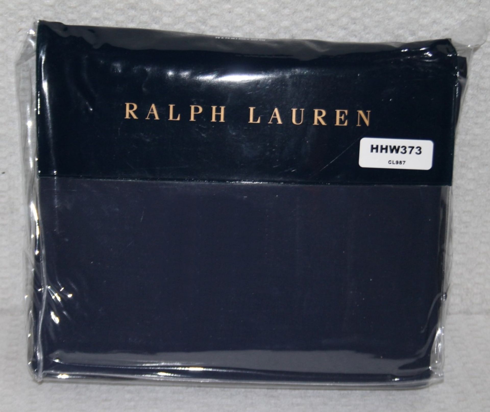 1 x RALPH LAUREN HOME 'Player' US Super King Size Fitted Sheet In Plain Navy Blue - Dimensions: - Image 2 of 5