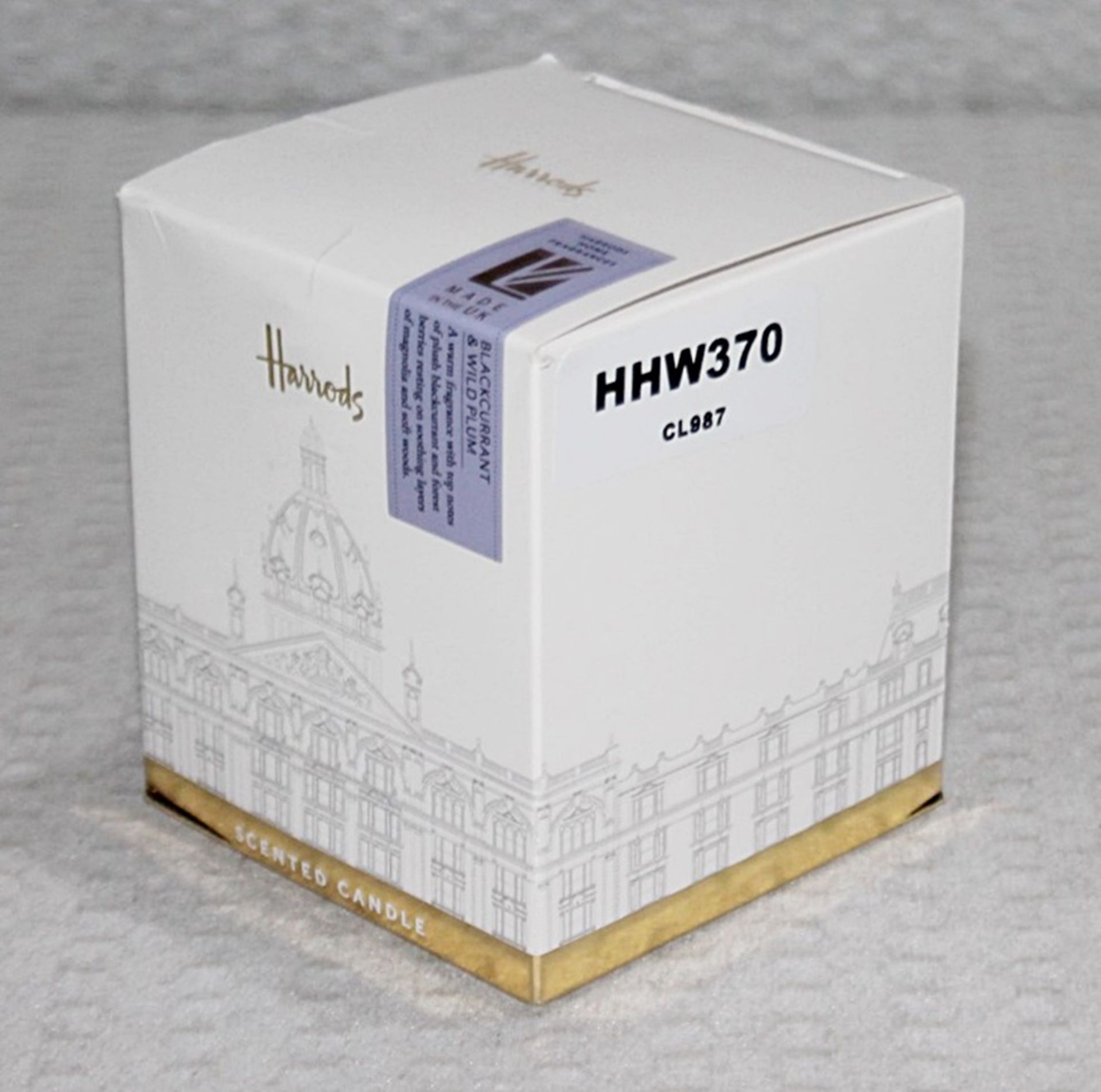1 x HARRODS Branded Blackcurrant And Wild Plum Candle (230g) - Unused Boxed Stock - Ref: HHW370/ - Image 2 of 5