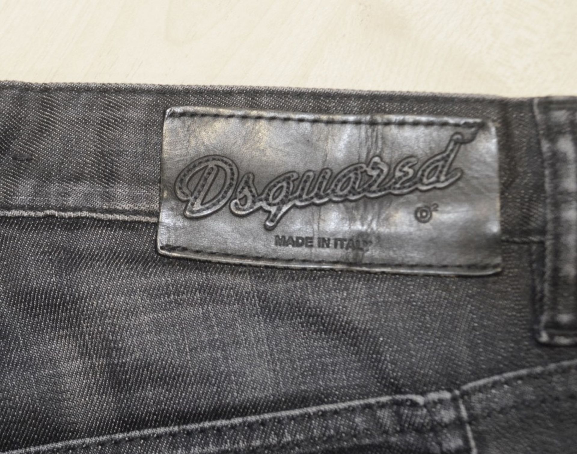 1 x Pair Of Men's Genuine Dsquared2 Designer Distressed-style Jeans In Black - Waist Size: UK32 / - Image 4 of 6