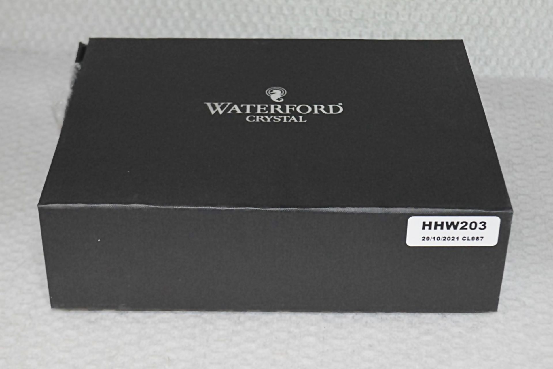 1 x WATERFORD 'Lismore' Crystal Cottage Clock - Original Price £180.00 - Dimensions: H12.5cm x W18. - Image 7 of 7