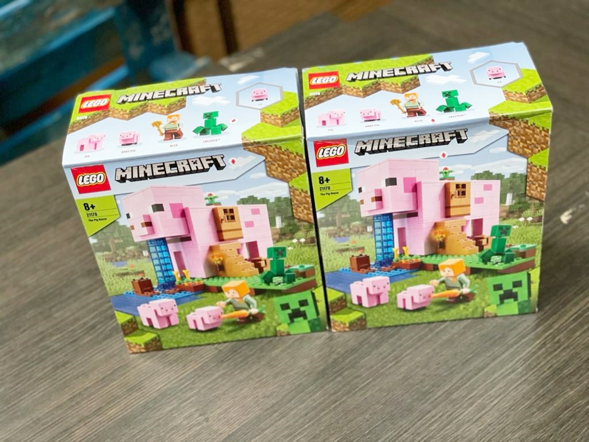 1 x Lego 21170 Minecraft The Pig House Building Set 21170 - Brand New - CL011 - Ref: HRX123  - - Image 3 of 4