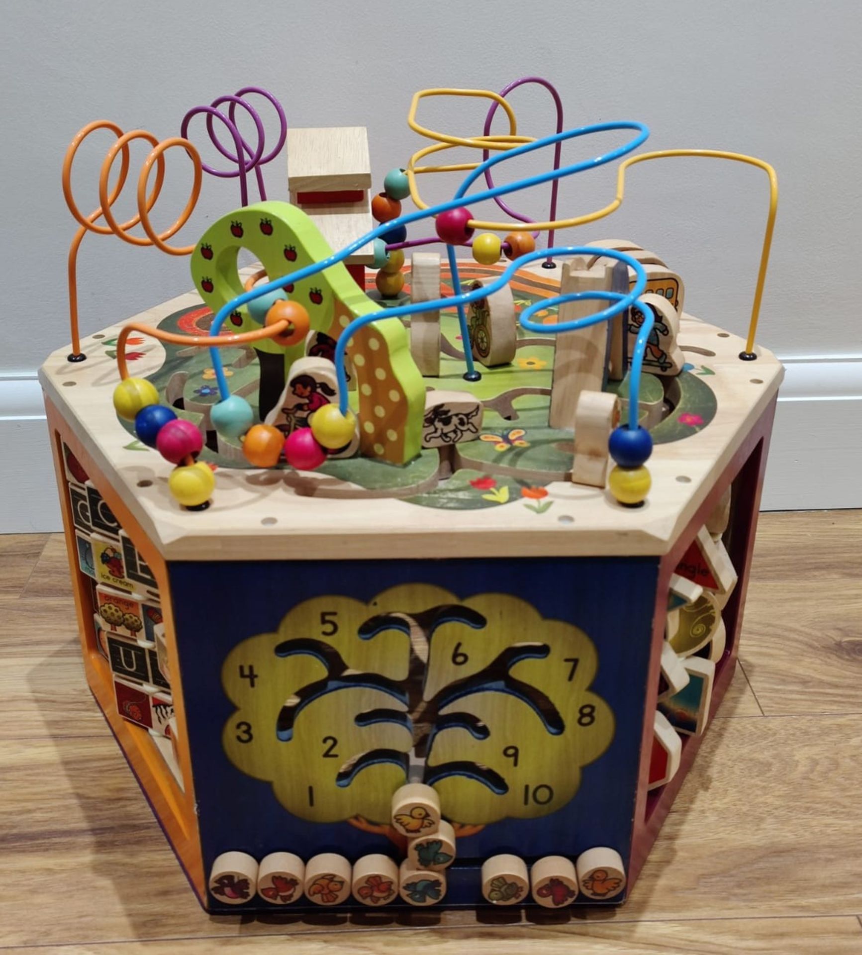 1 x Youniversity Childrens Wooden Play Activity Centre - RRP £159.99 - CL010 - Location: - Image 8 of 11