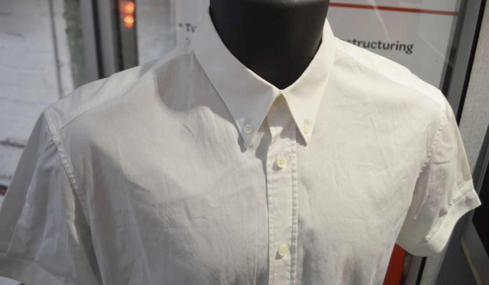 1 x Men's Genuine Alexander Mcqueen Shirt In White - Size: 46 - Original RRP £250.00 - Image 2 of 6