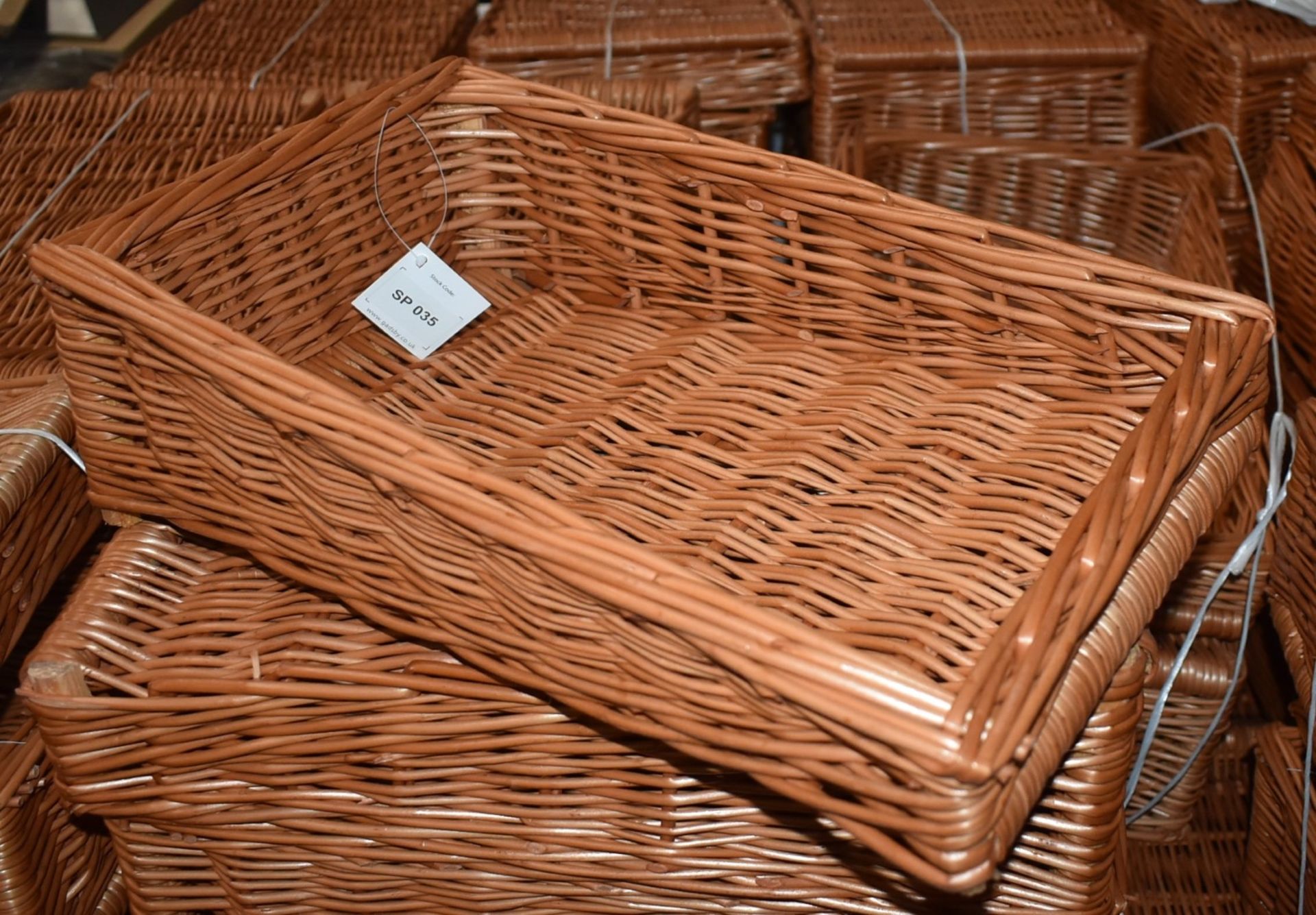 8 x Hand Woven Retail Display Sloping Wicker Baskets - Ideal For Presentation in Wide Range of - Image 5 of 10