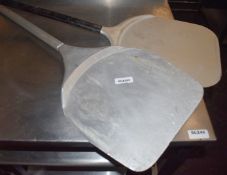 2 x Pizza Paddles For Pizza Ovens - Brands Include Zio Pepe & Gi Metal - CL999 - Ref: GCA295 WH5 -