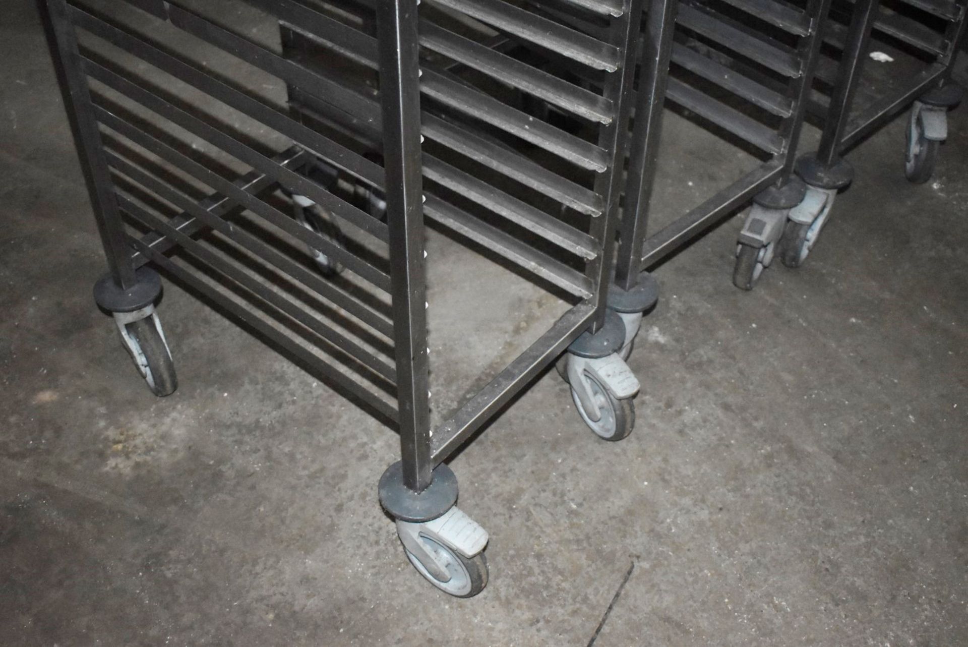 3 x Stainless Steel 20 Tier Bakers Mobile Trolleys - CL011 - Ref: GCA242 WH5 - Location: - Image 4 of 5