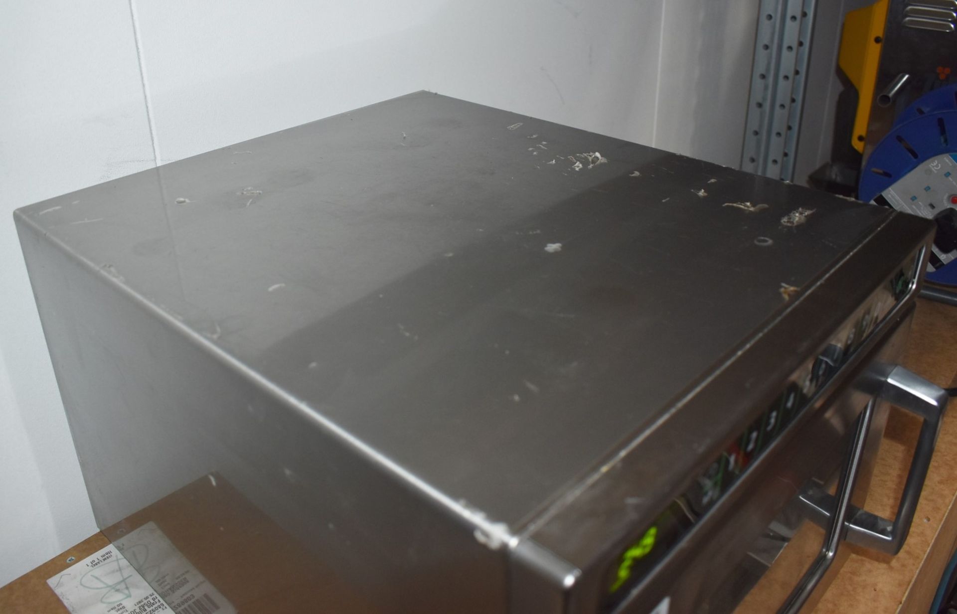 1 x Menumaster Commercial Microwave Oven - Model DEC14E2U - 1.4kW, 13A, 17Ltr - 2018 Model - - Image 12 of 12